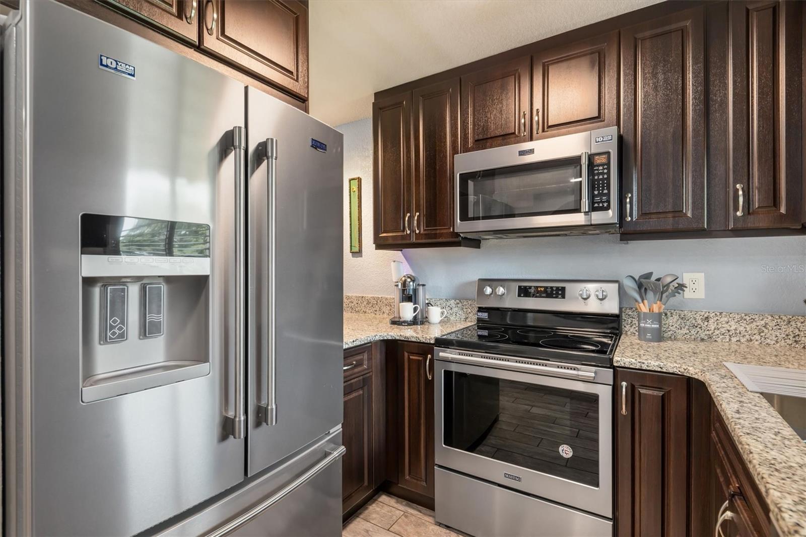 Maytag appliance suite