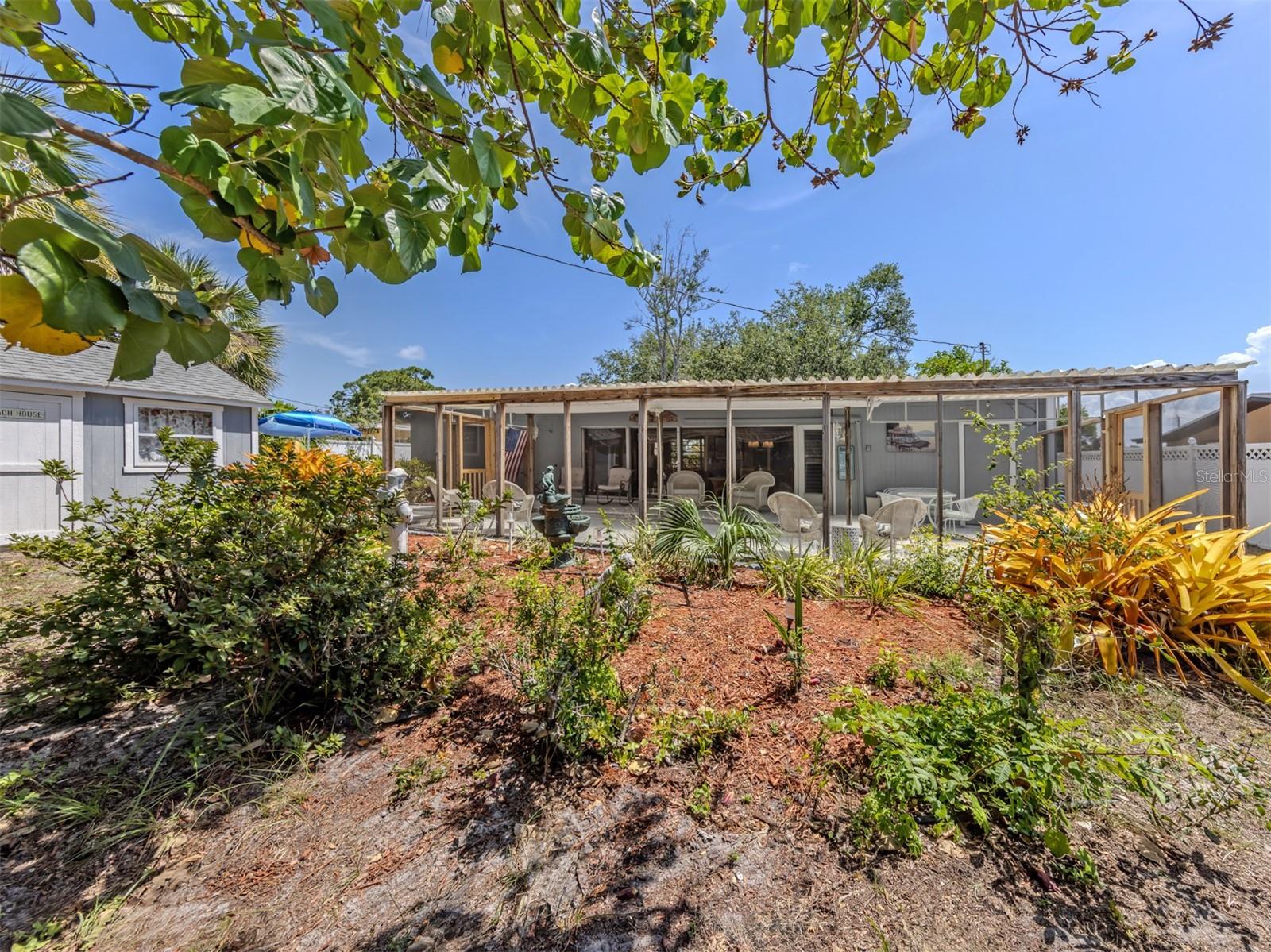 814 Guild Dr, Venice, FL 34285 — photo 11 of 59