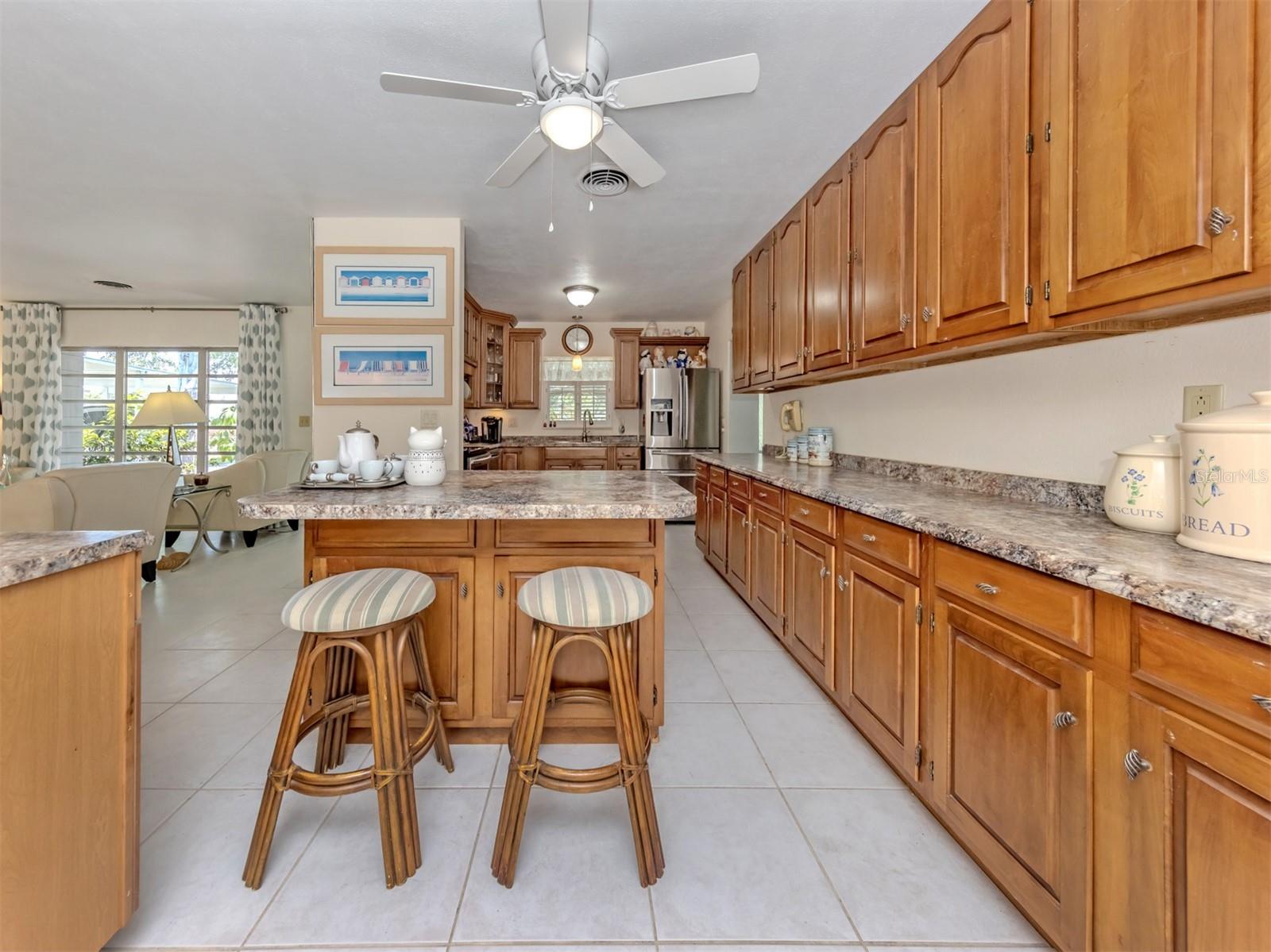814 Guild Dr, Venice, FL 34285 — photo 16 of 59