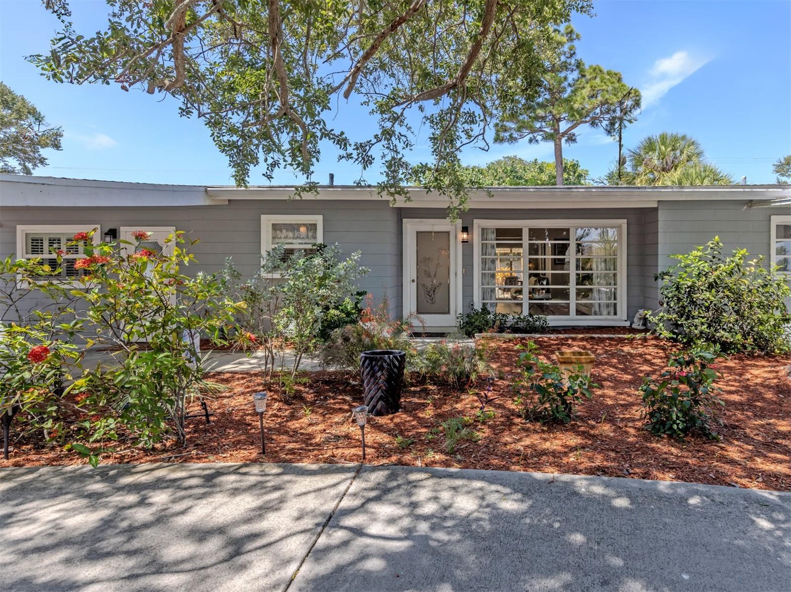 814 Guild Dr, Venice, FL 34285 — photo 17 of 59