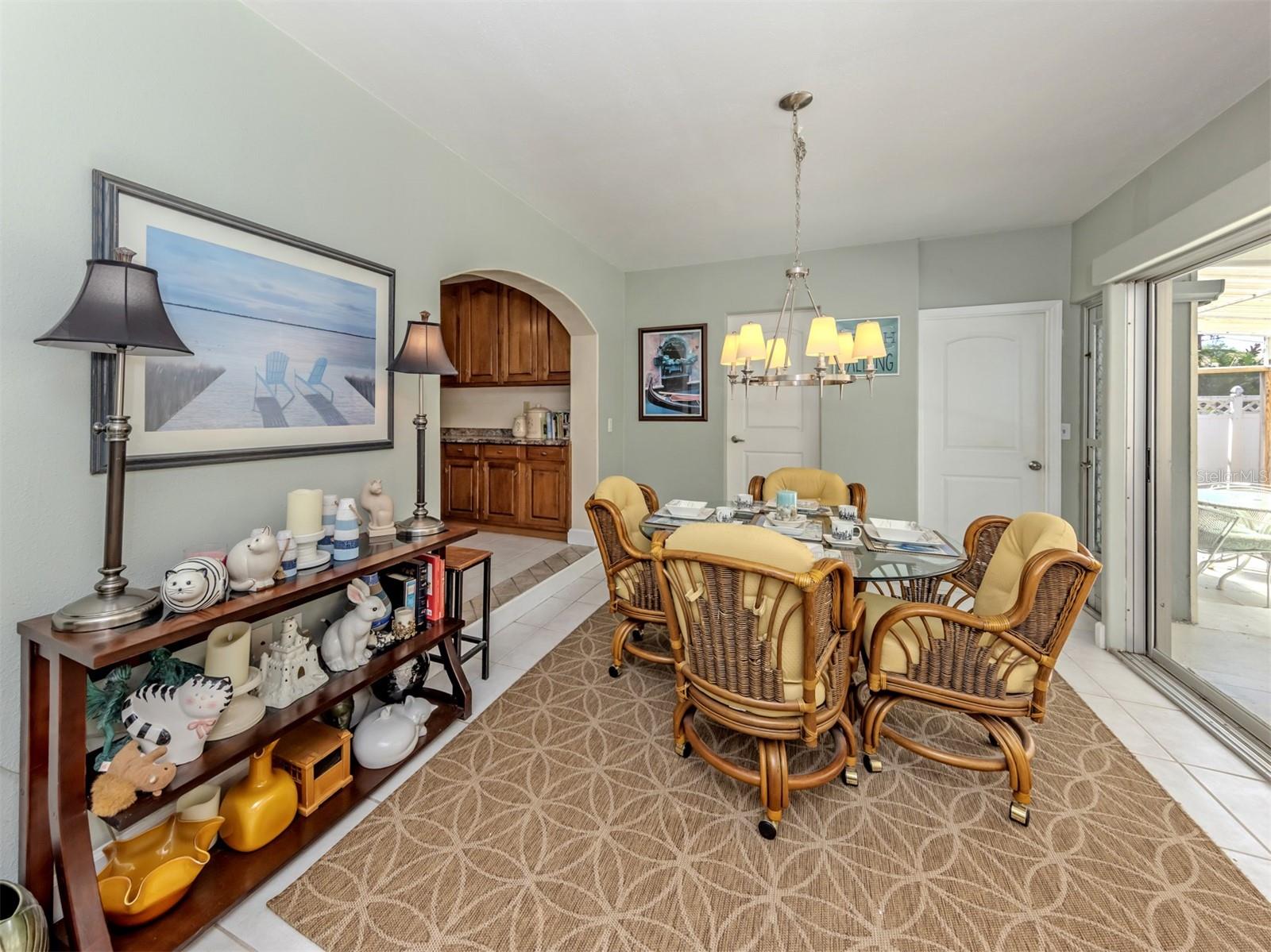 814 Guild Dr, Venice, FL 34285 — photo 9 of 59