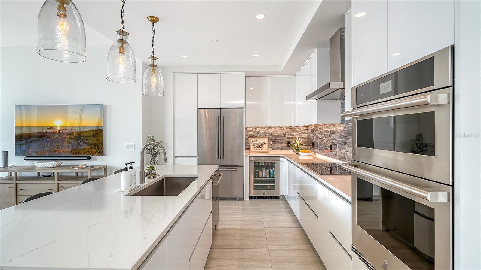 301 Quay Commons #1007, Sarasota, FL 34236 — photo 13 of 51
