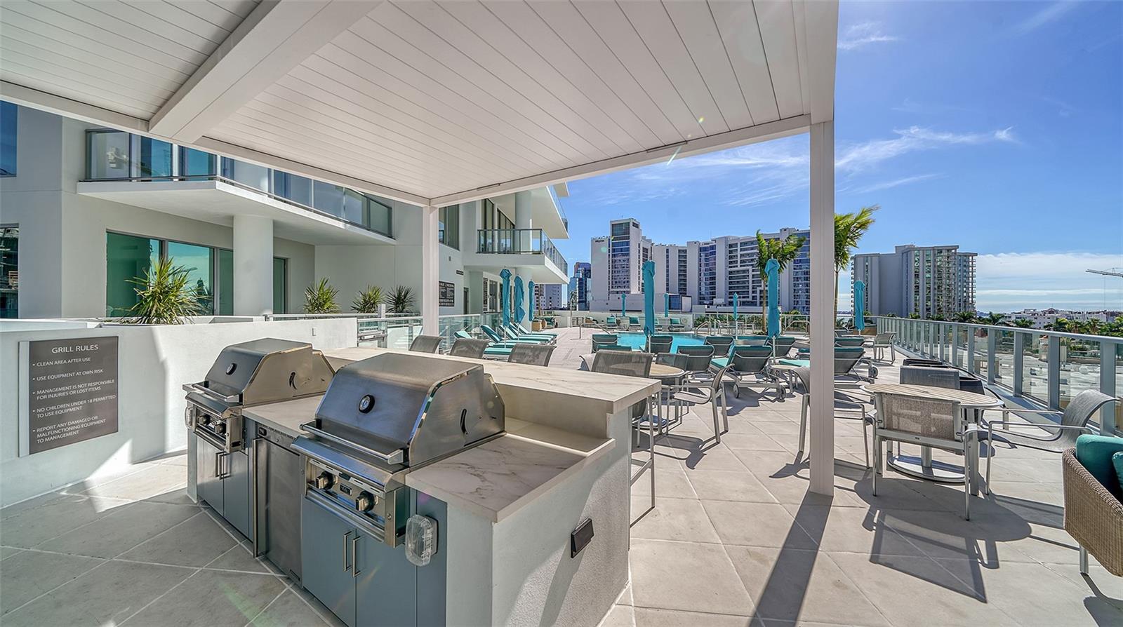 Outdoor Kitchen