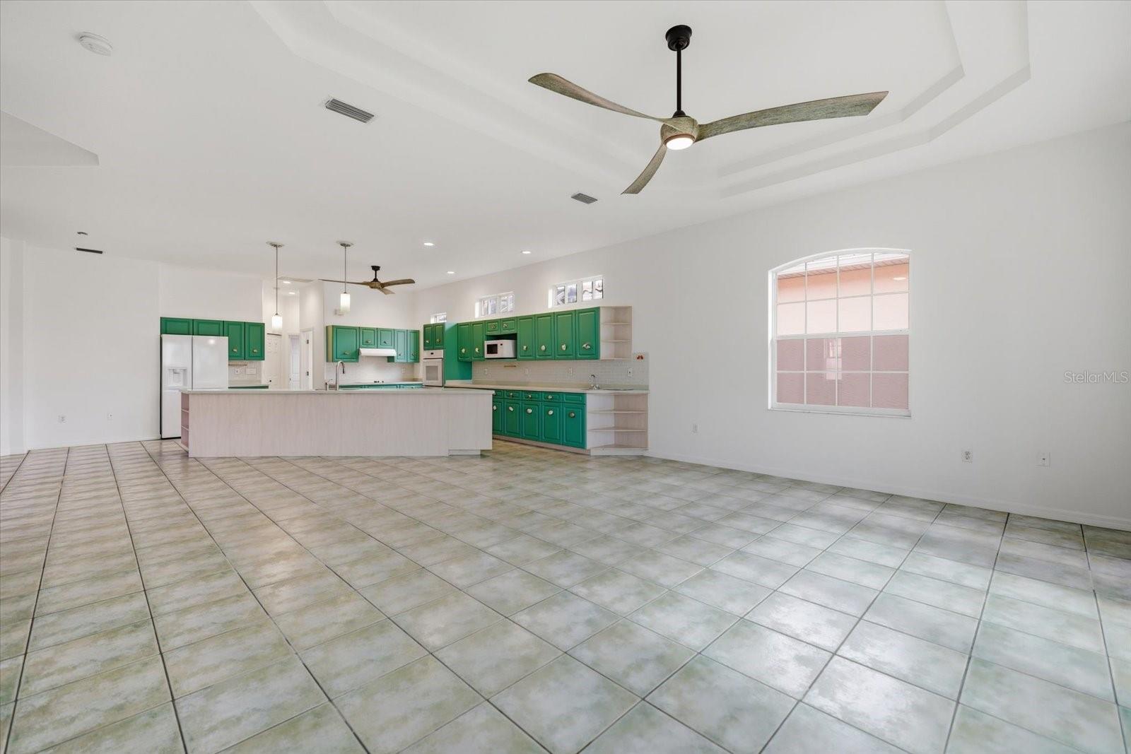 210 Rio Terra, Venice, FL 34285 — photo 15 of 78
