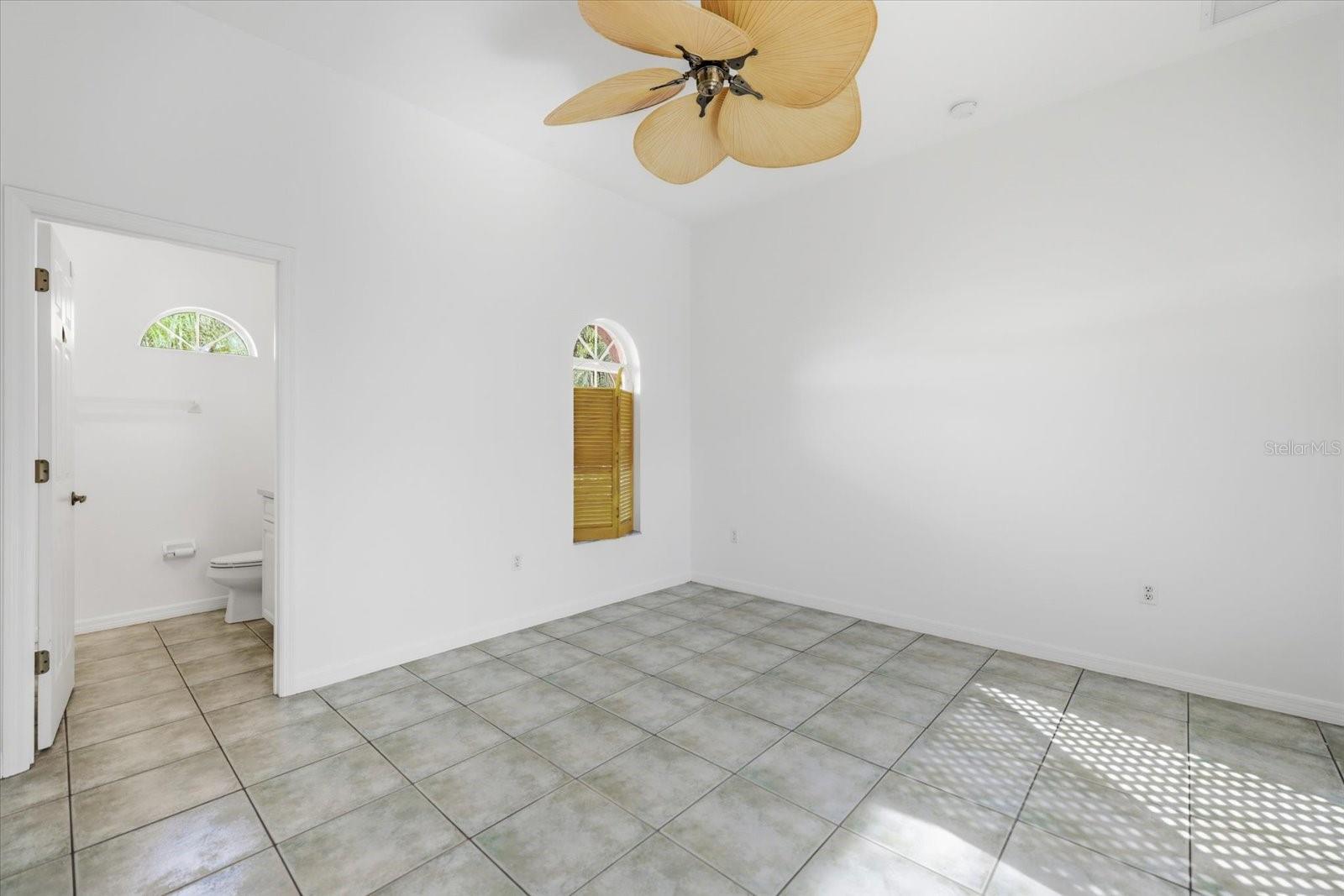 210 Rio Terra, Venice, FL 34285 — photo 21 of 78