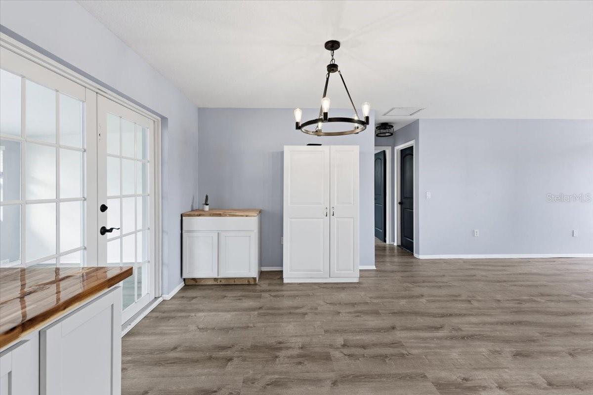 9601 Gulfstream Blvd, Englewood, FL 34224 — photo 14 of 42