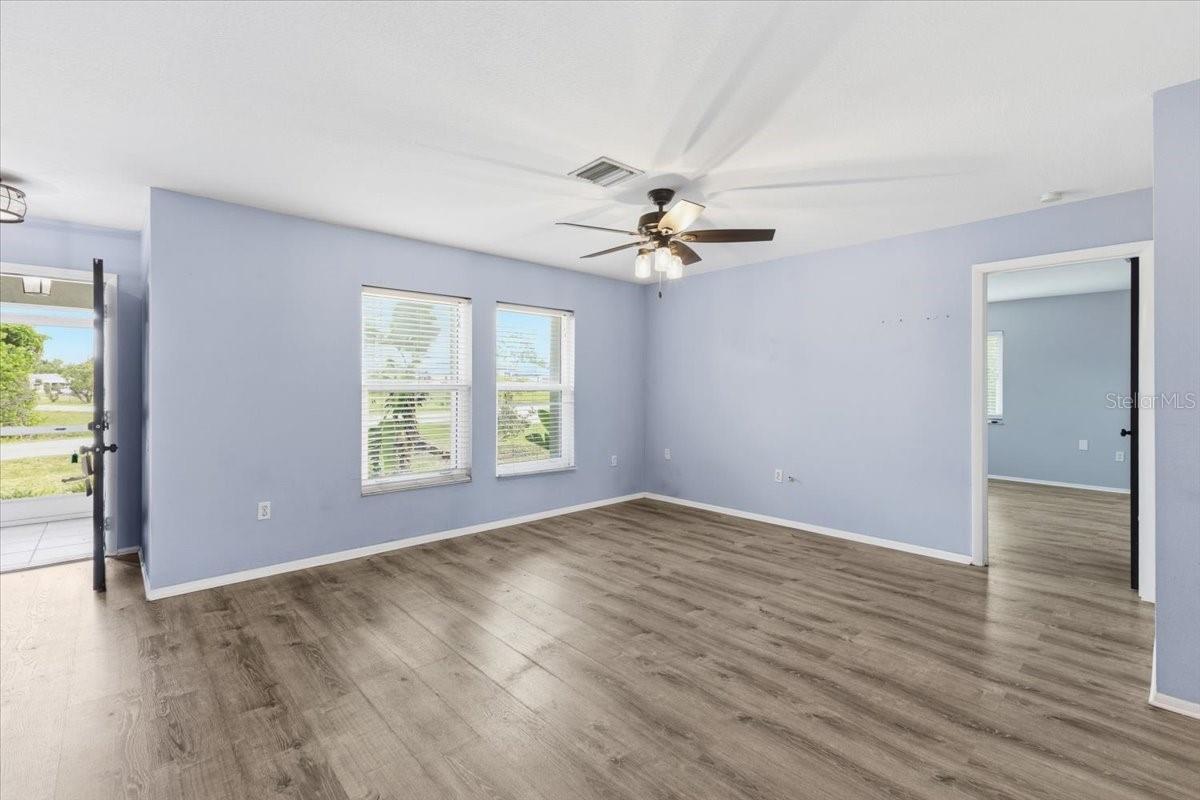 9601 Gulfstream Blvd, Englewood, FL 34224 — photo 8 of 42