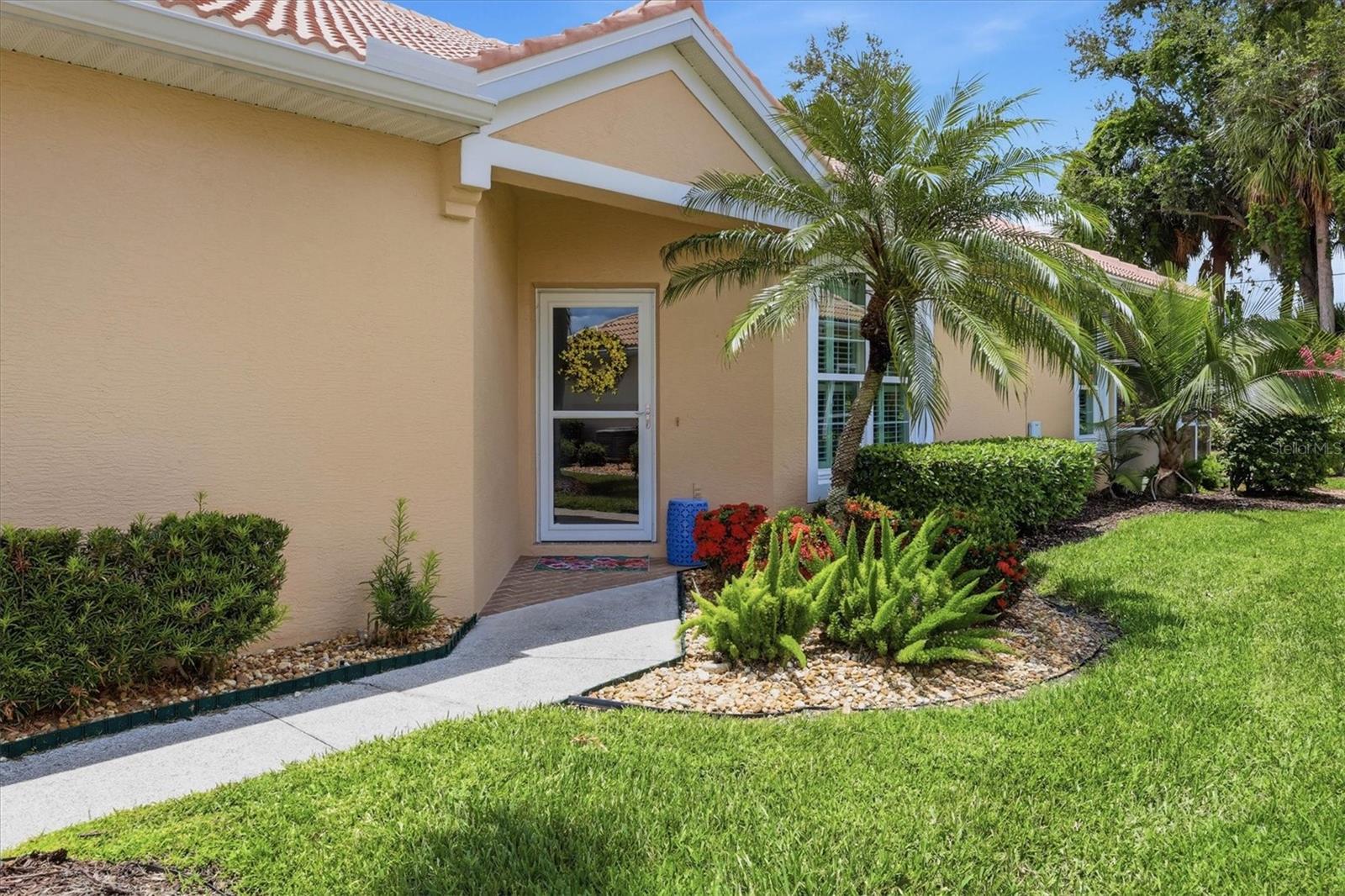 4939 Whispering Oaks Dr, North Port, FL 34287 — photo 5 of 67