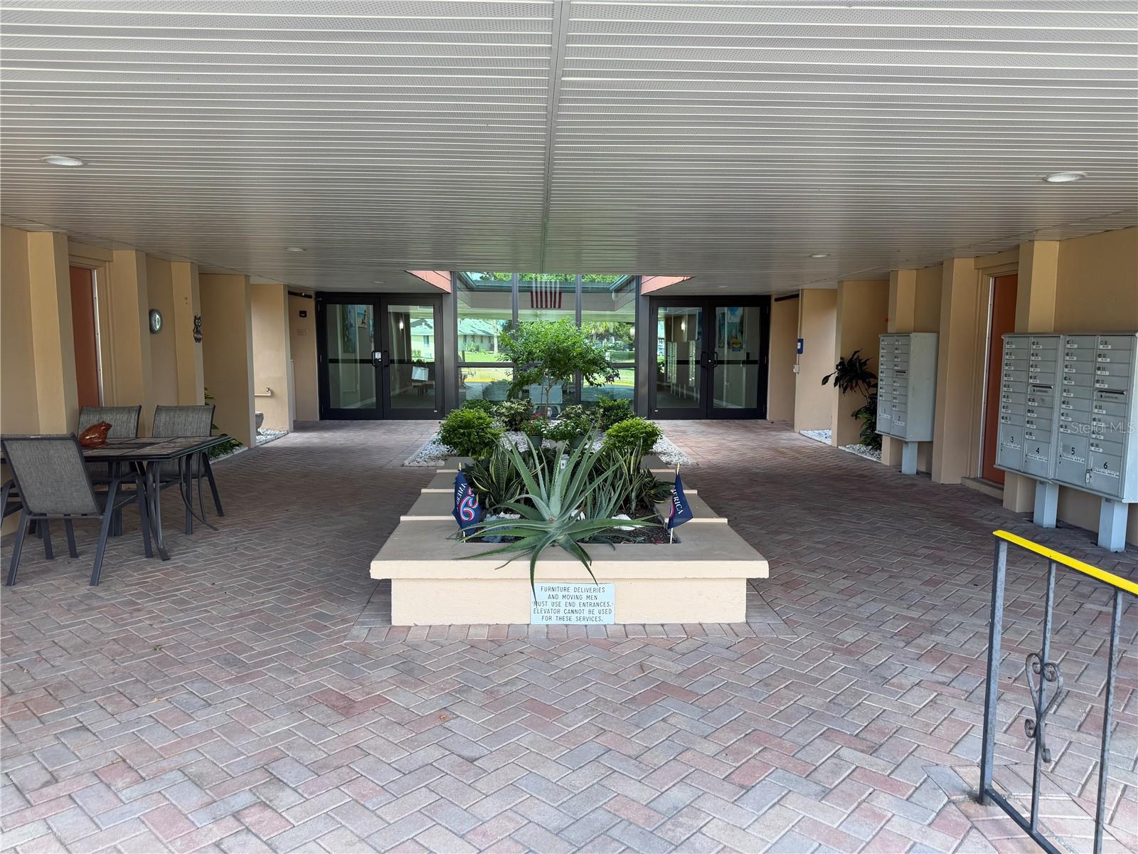 2290 Aaron St #101, Port Charlotte, FL 33952 — photo 2 of 47