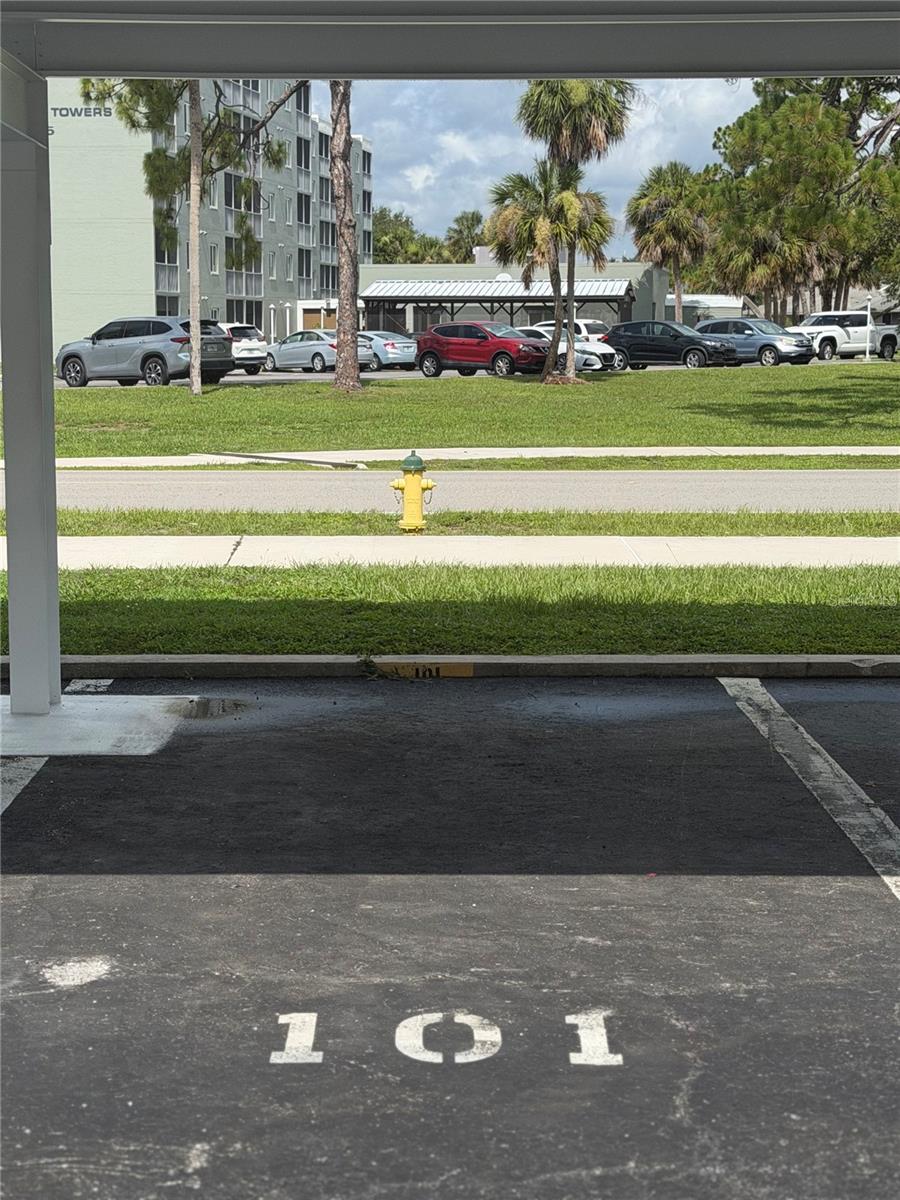 2290 Aaron St #101, Port Charlotte, FL 33952 — photo 3 of 47
