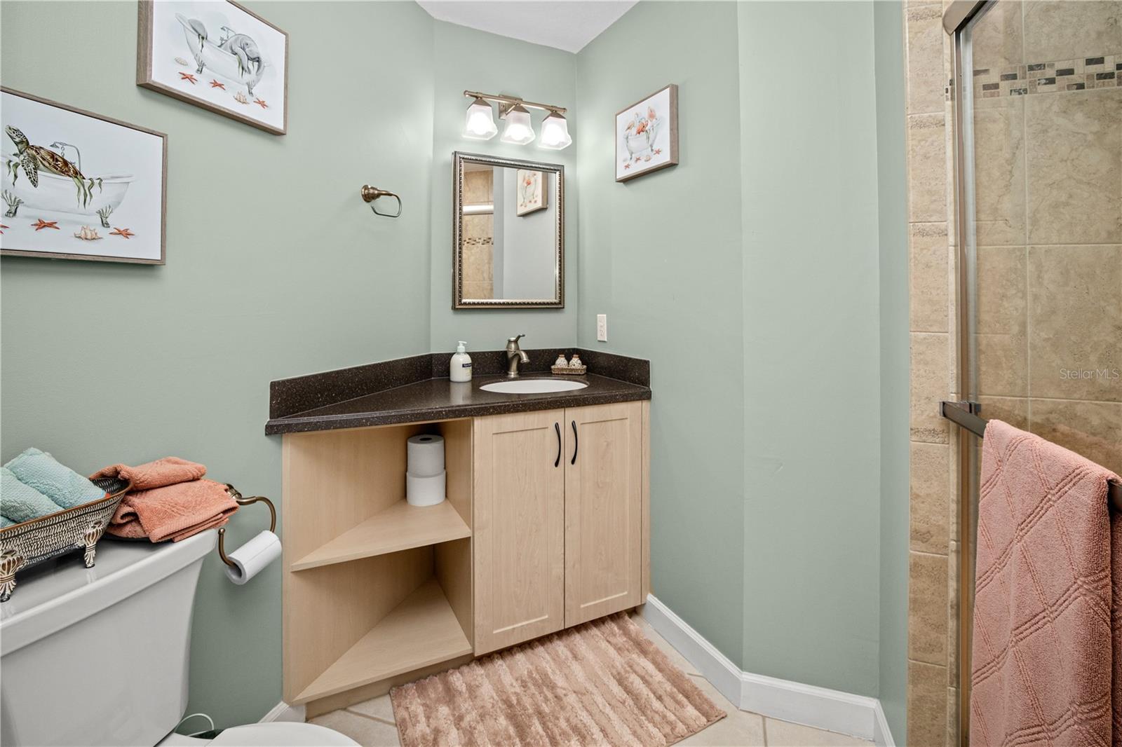 2nd level bath