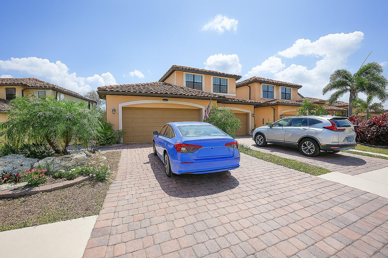 20071 Ragazza Cir #101, Venice, FL 34293 — photo 2 of 33