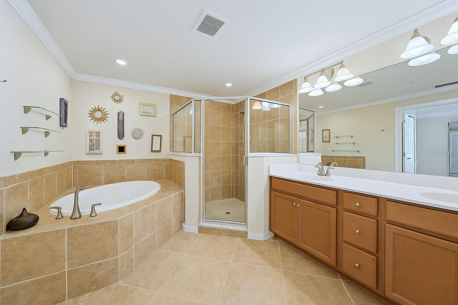20071 Ragazza Cir #101, Venice, FL 34293 — photo 16 of 33