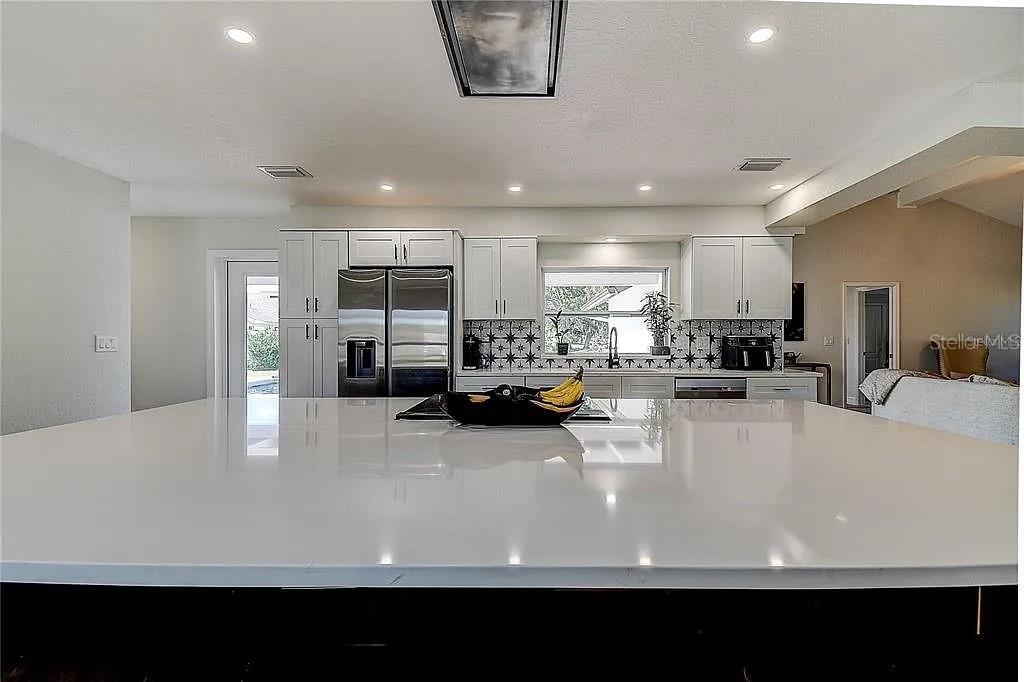 4723 Thomas Hoby Pl, Sarasota, FL 34241 — photo 8 of 26