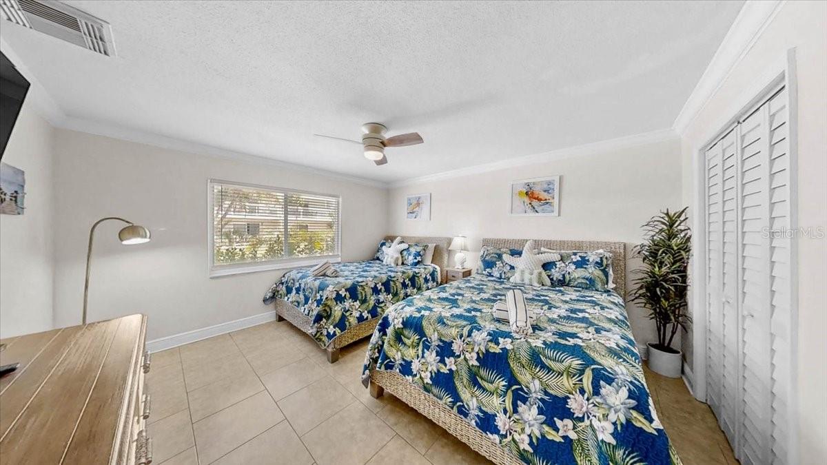 5830 Midnight Pass Rd #3, Sarasota, FL 34242 — photo 16 of 46