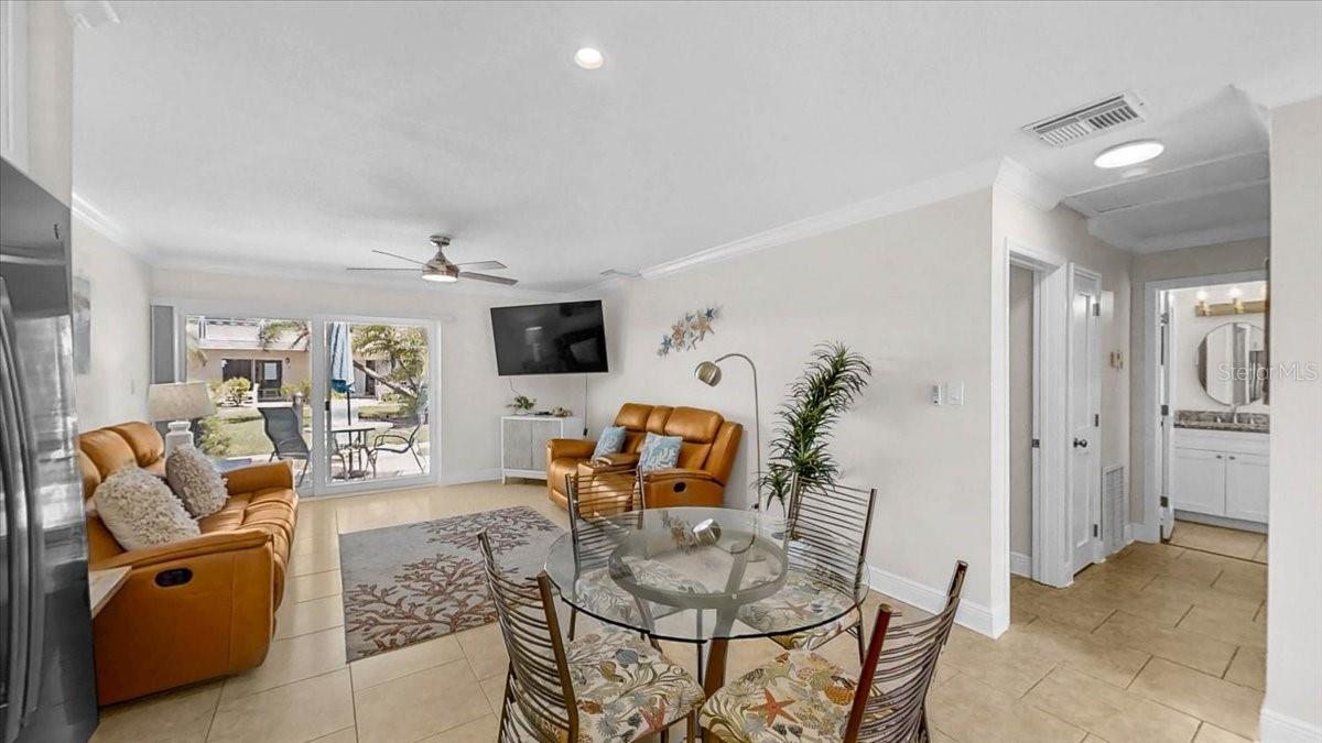 5830 Midnight Pass Rd #3, Sarasota, FL 34242 — photo 8 of 46