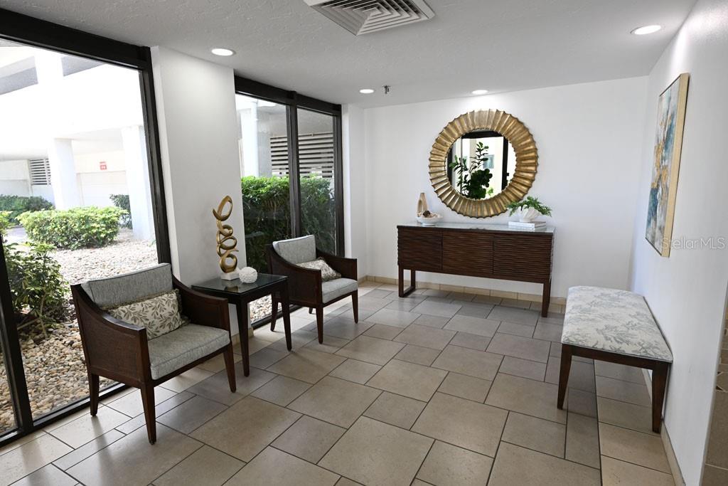1100 Benjamin Franklin Dr #502, Sarasota, FL 34236 — photo 2 of 21