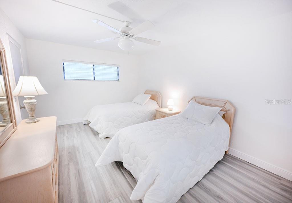 1100 Benjamin Franklin Dr #502, Sarasota, FL 34236 — photo 10 of 21