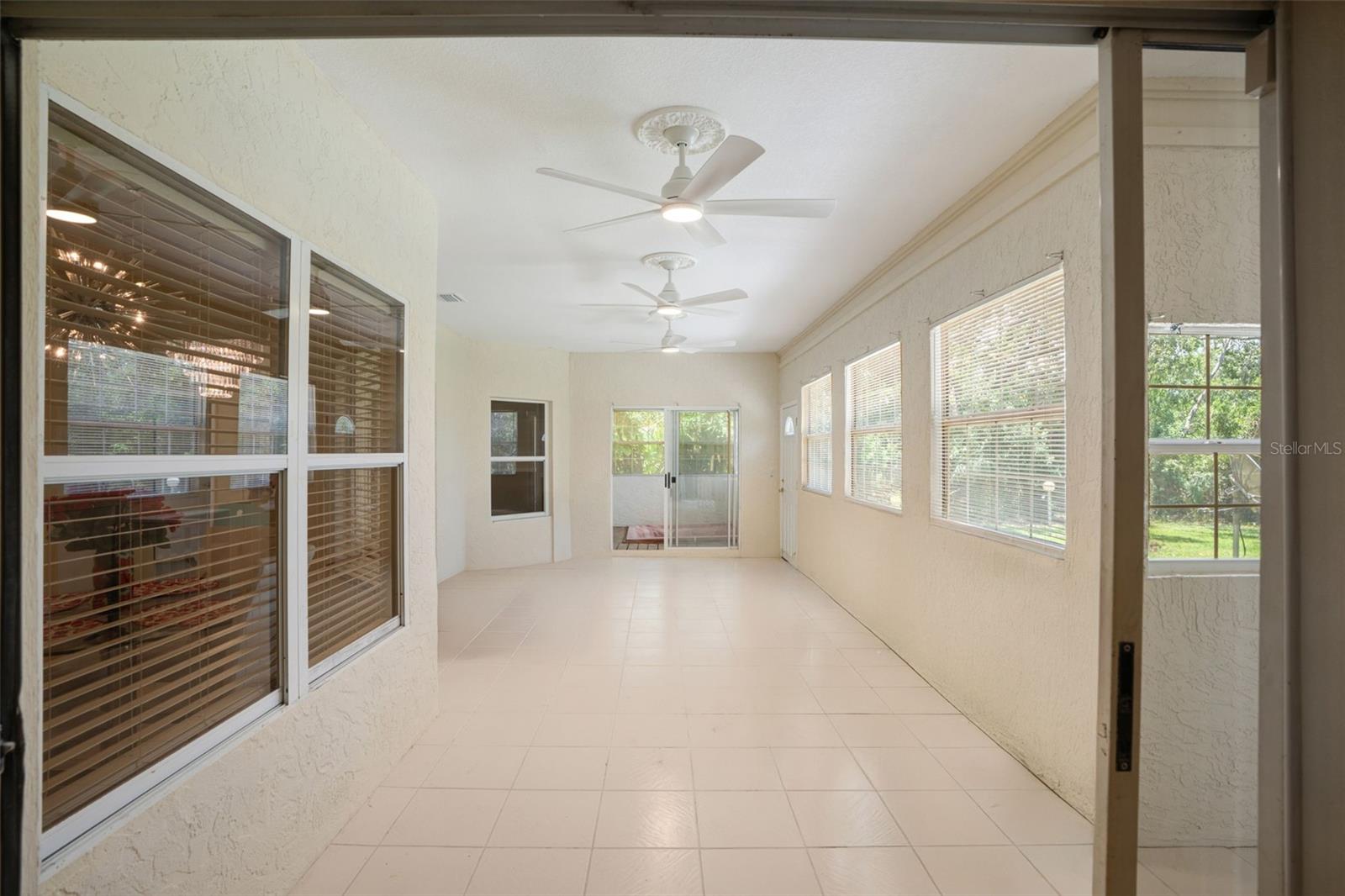 6253 Muriwood Ct, Sarasota, FL 34234 — photo 15 of 36