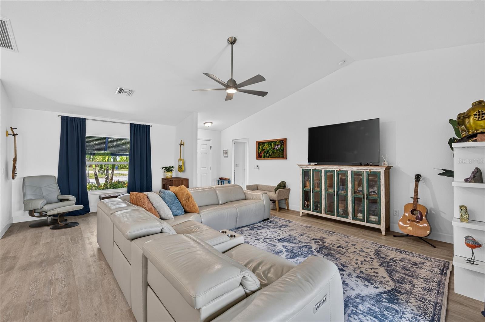 3104 Seafarer Dr, Punta Gorda, FL 33983 — photo 6 of 43