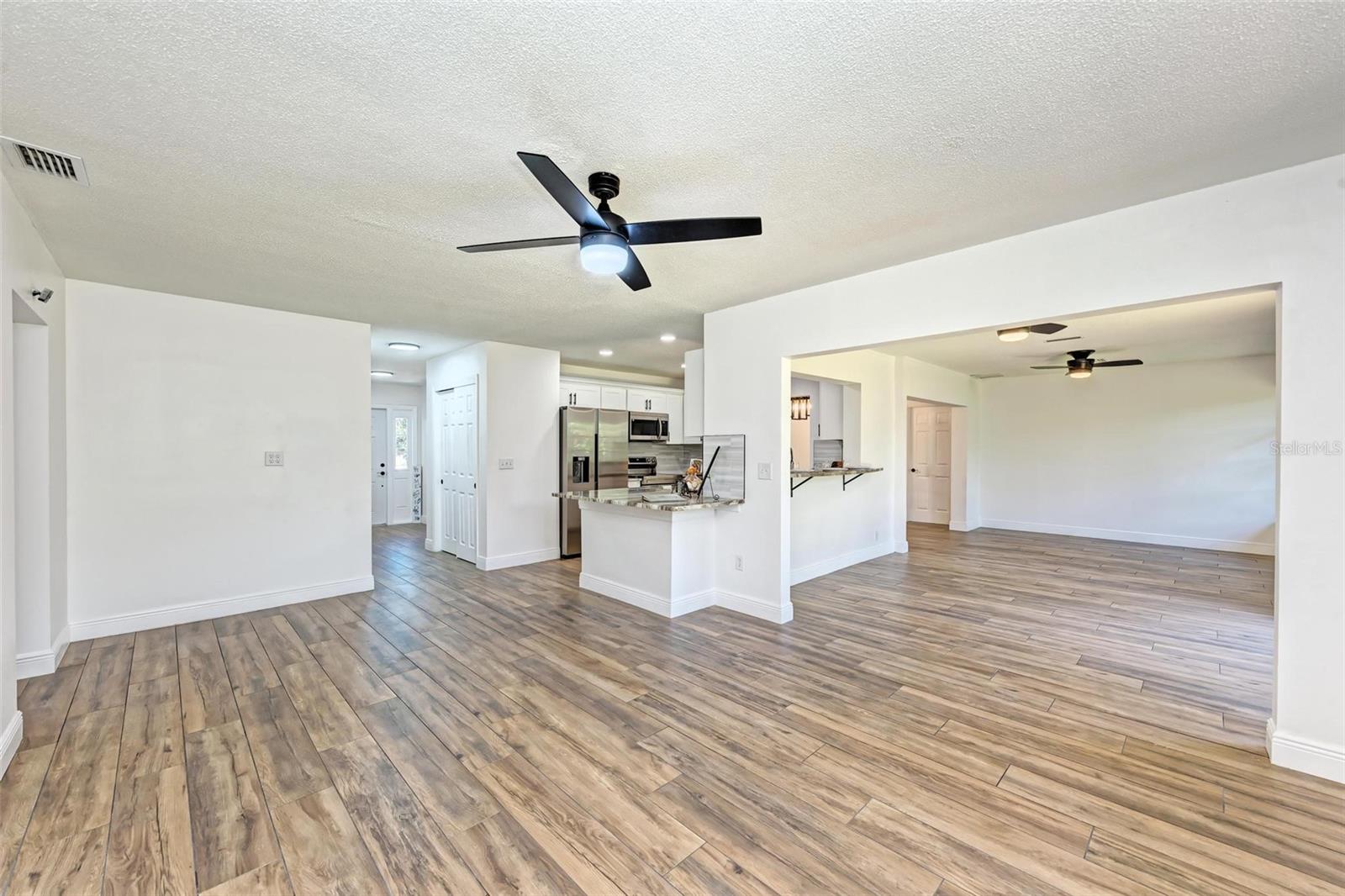 3120 Guadalupe Dr, Punta Gorda, FL 33950 — photo 3 of 9