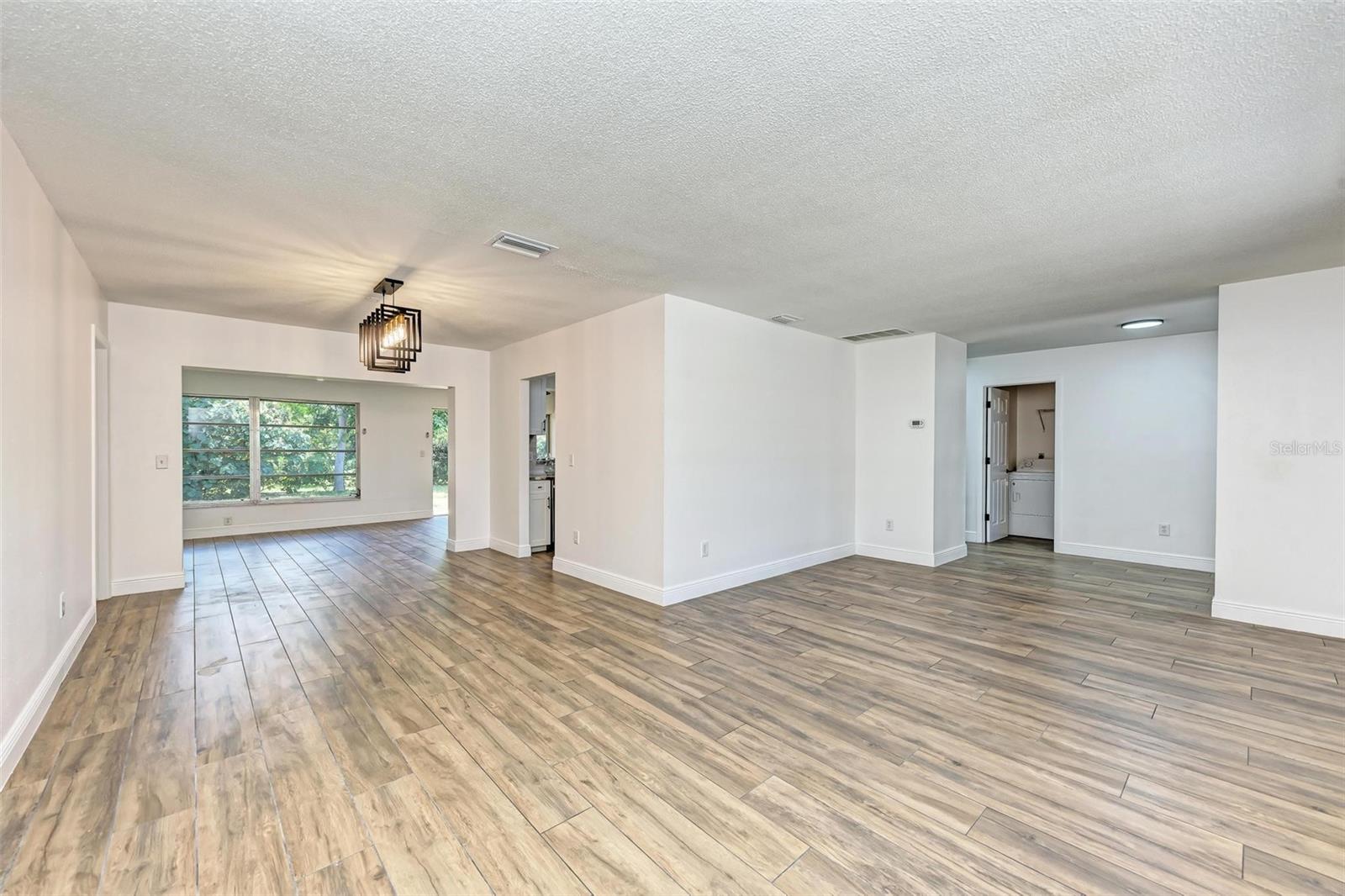 3120 Guadalupe Dr, Punta Gorda, FL 33950 — photo 4 of 9