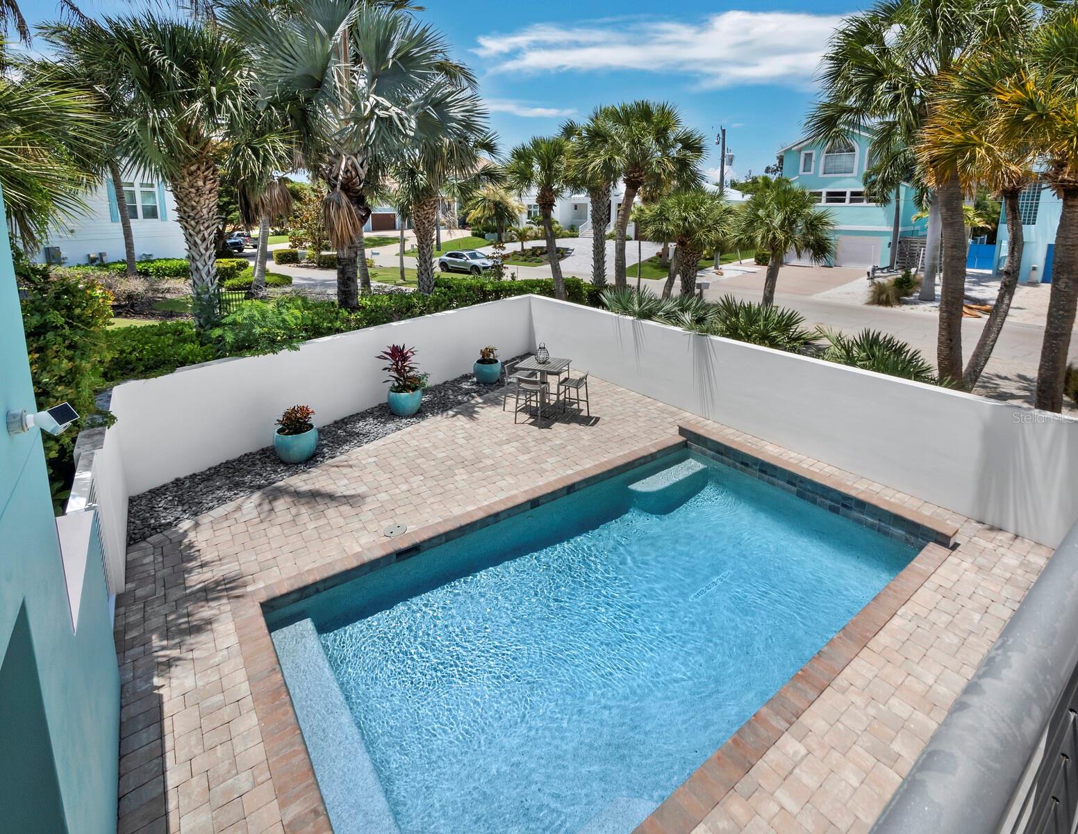 471 Island Cir, Sarasota, FL 34242 — photo 38 of 58