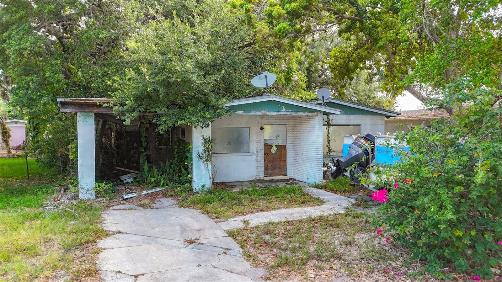 1679 24th St, Sarasota, FL 34234 — photo 7 of 18