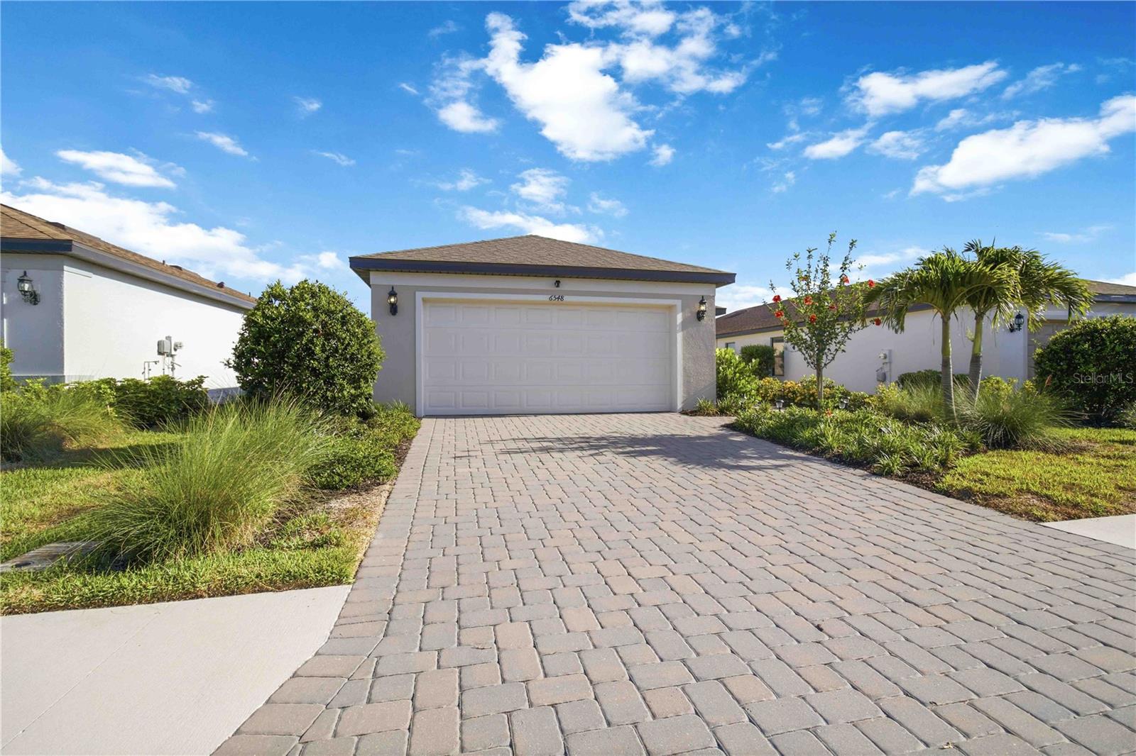 6548 Silverstar Dr, Sarasota, FL 34240 — photo 2 of 32