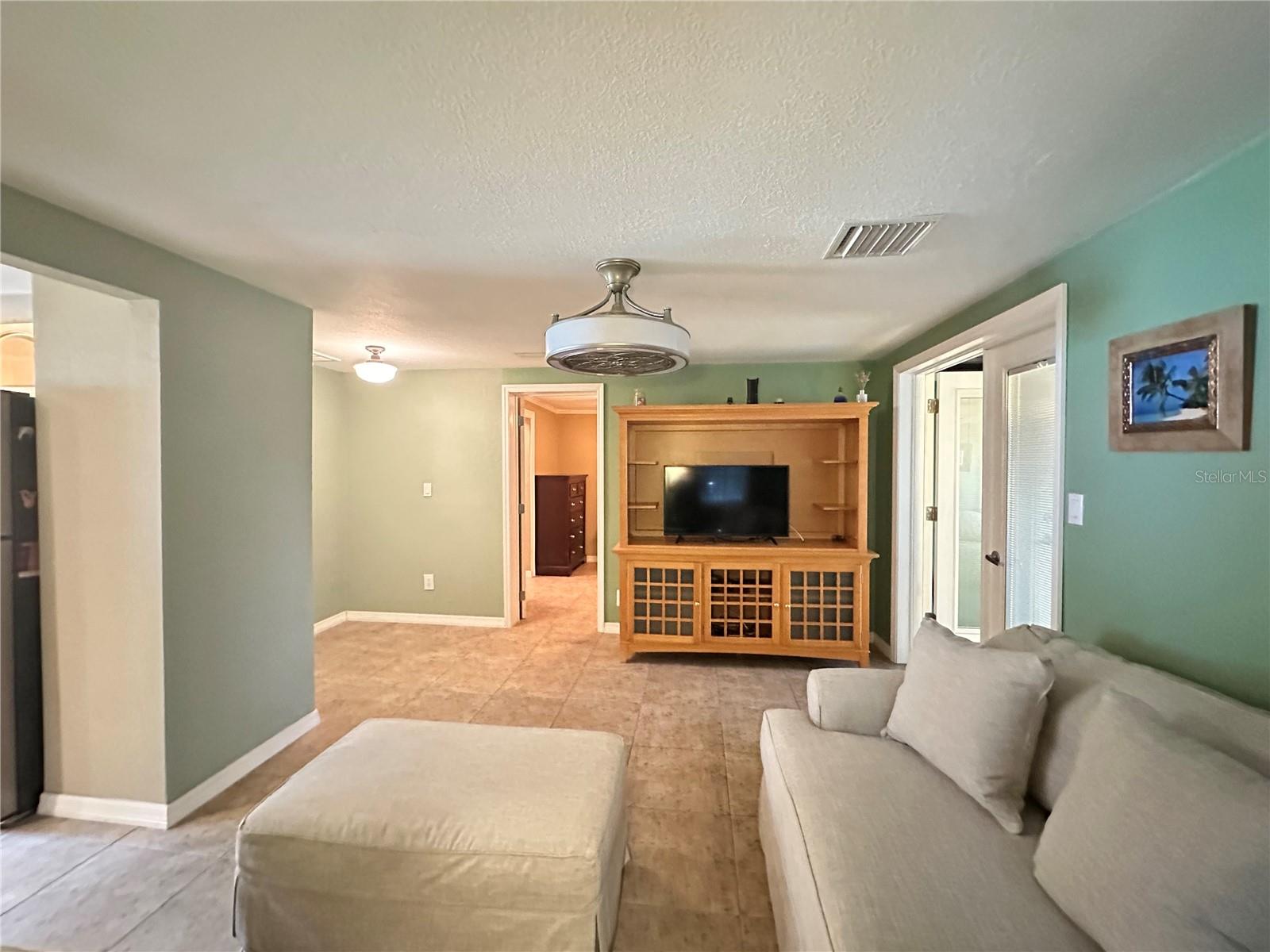 1230 Woodlawn Ave, Punta Gorda, FL 33950 — photo 11 of 39