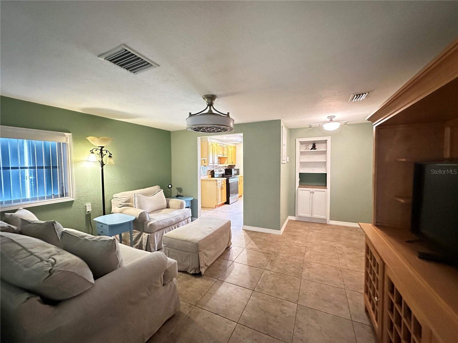 1230 Woodlawn Ave, Punta Gorda, FL 33950 — photo 4 of 39