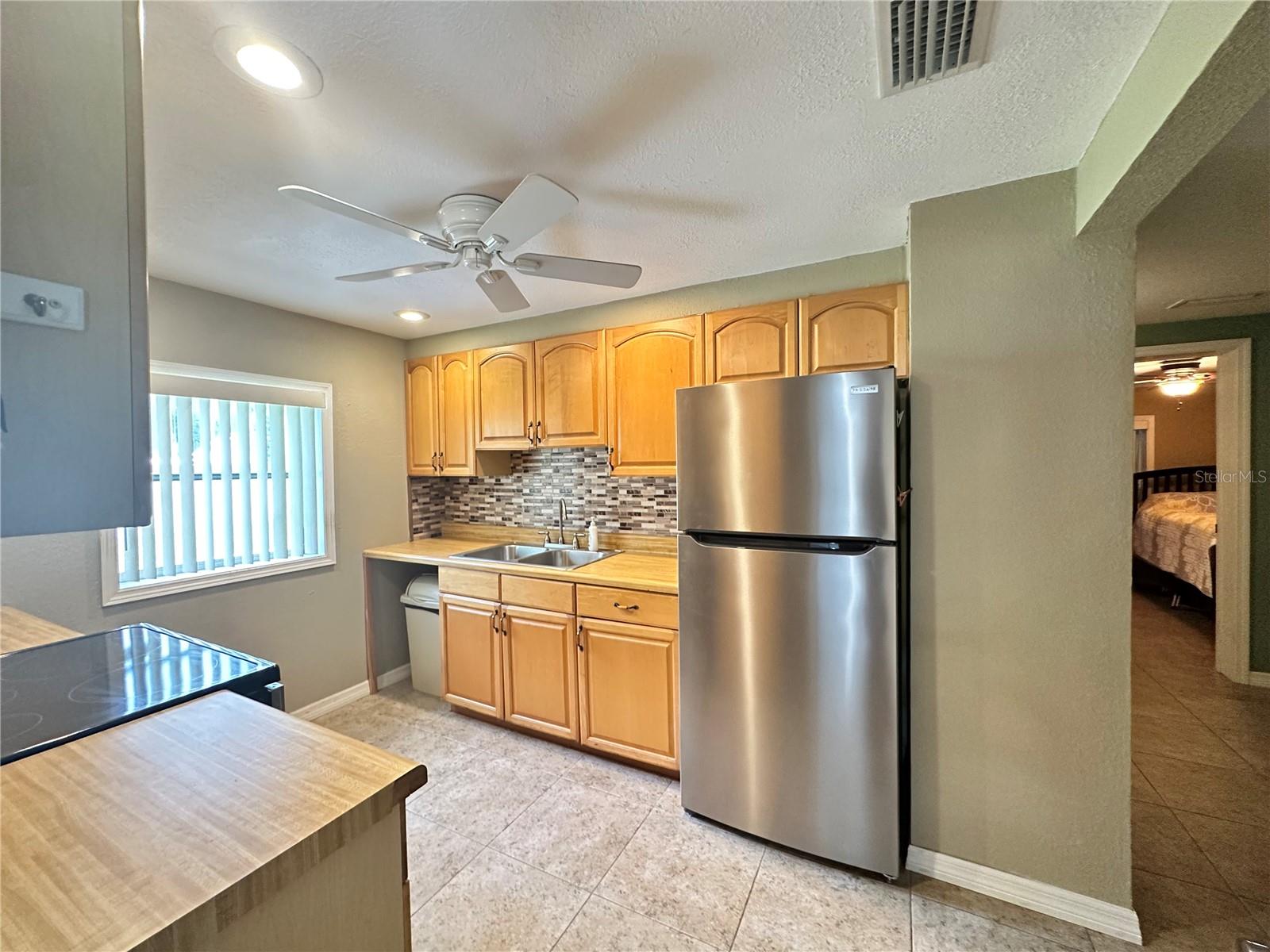1230 Woodlawn Ave, Punta Gorda, FL 33950 — photo 7 of 39