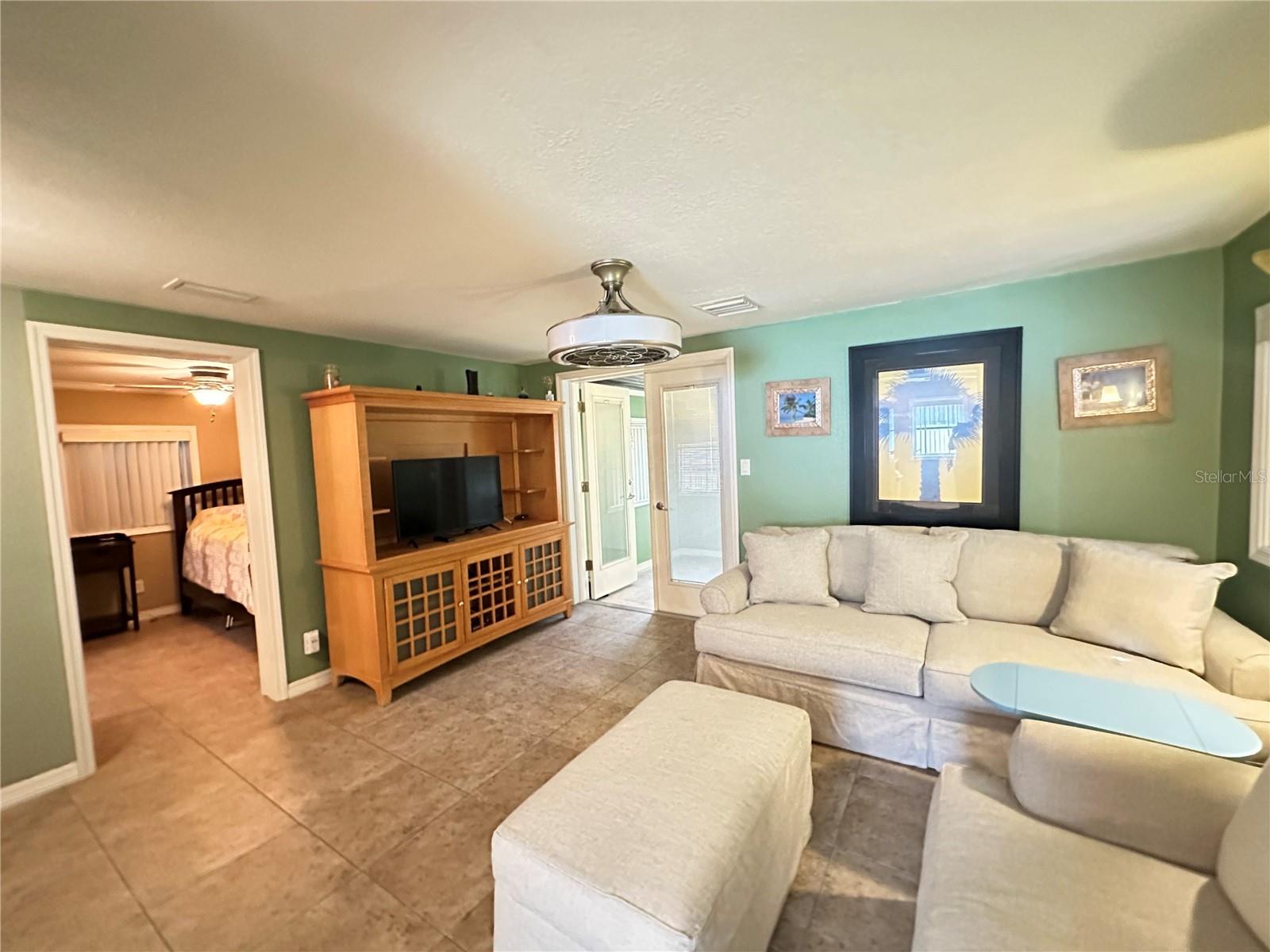 1230 Woodlawn Ave, Punta Gorda, FL 33950 — photo 10 of 39