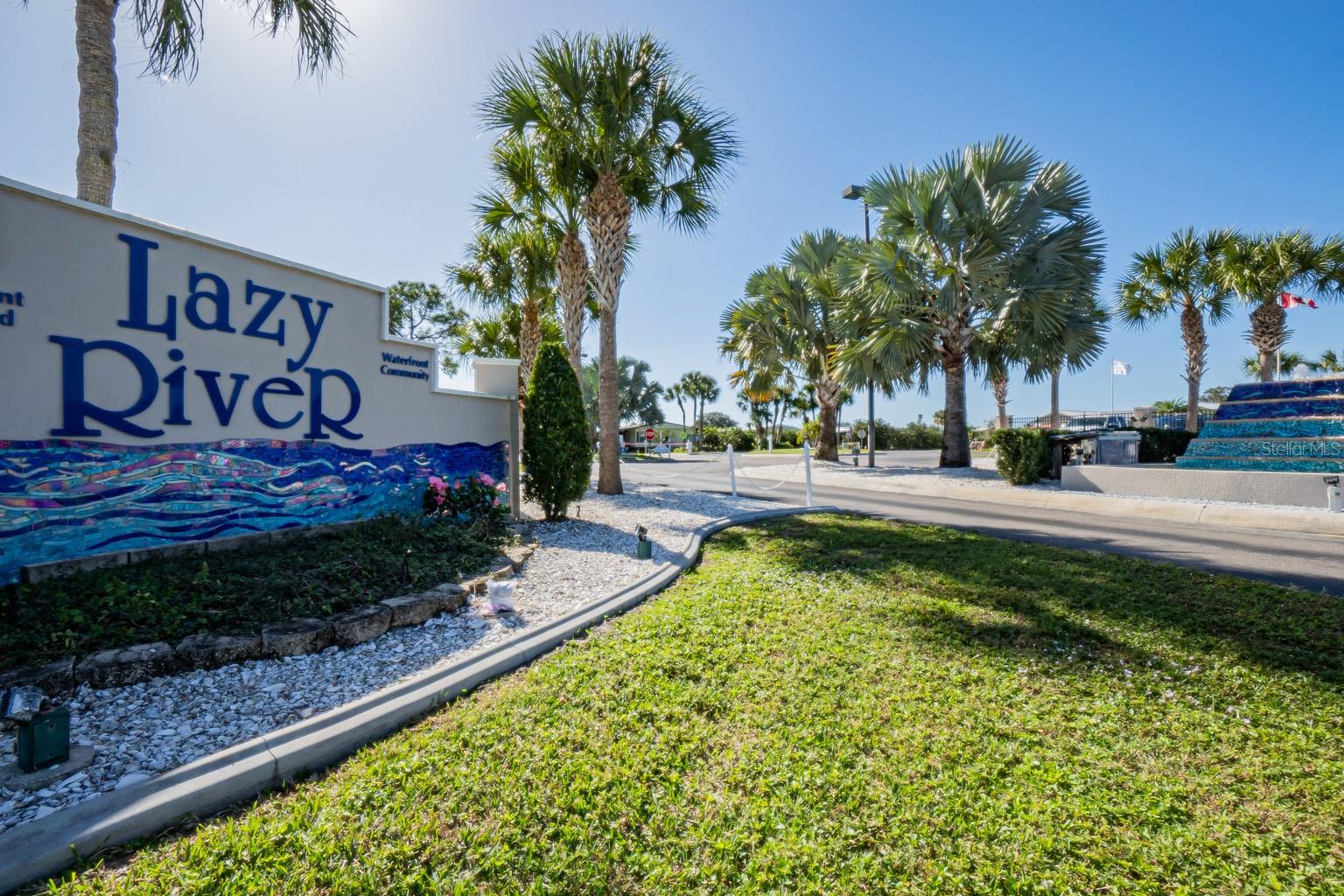 The *BEST* little co-op waterfront park in all of Sarasota County!