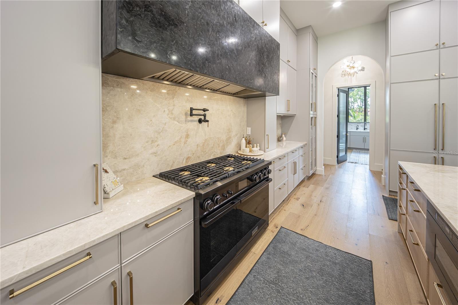 9240 Falcon Ct, Venice, FL 34293 — photo 21 of 100