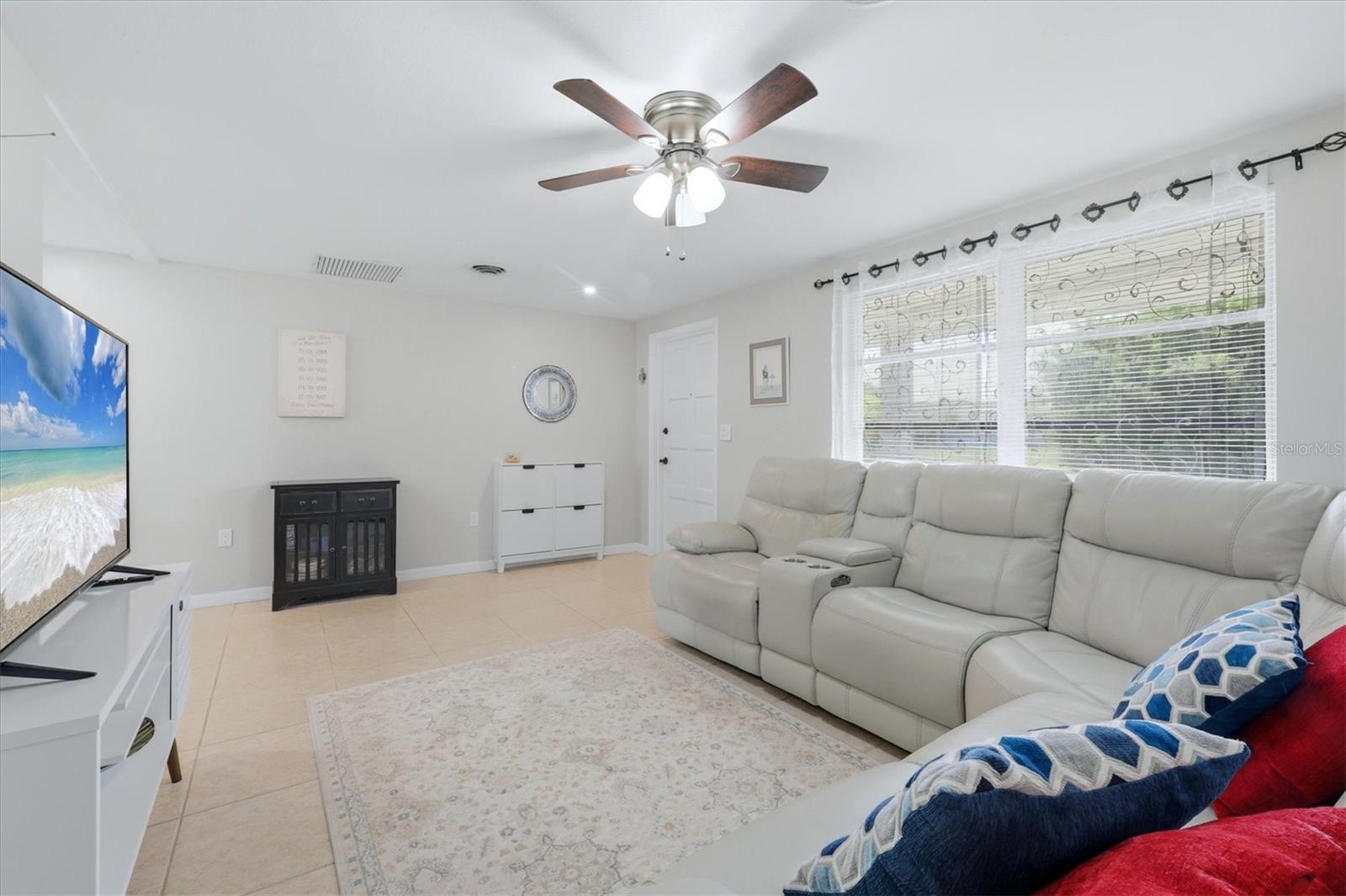 329 San Benito Ave, North Port, FL 34287 — photo 11 of 33