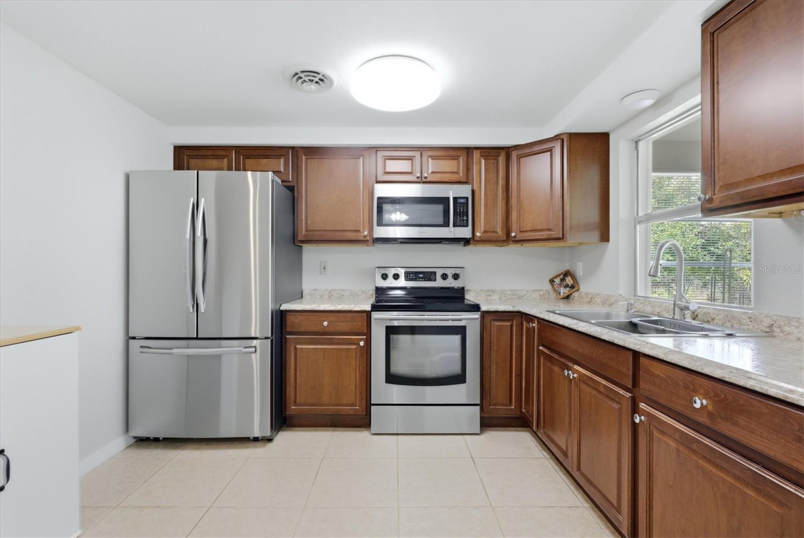 329 San Benito Ave, North Port, FL 34287 — photo 17 of 33