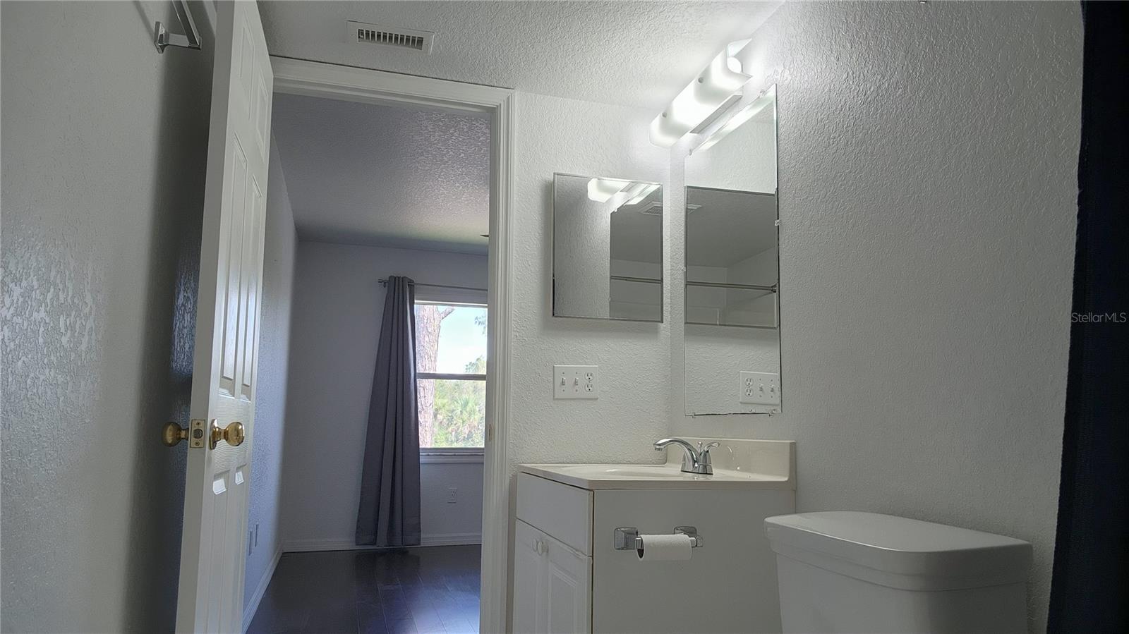 25050 Sandhill Blvd #B1, Punta Gorda, FL 33983 — photo 10 of 21