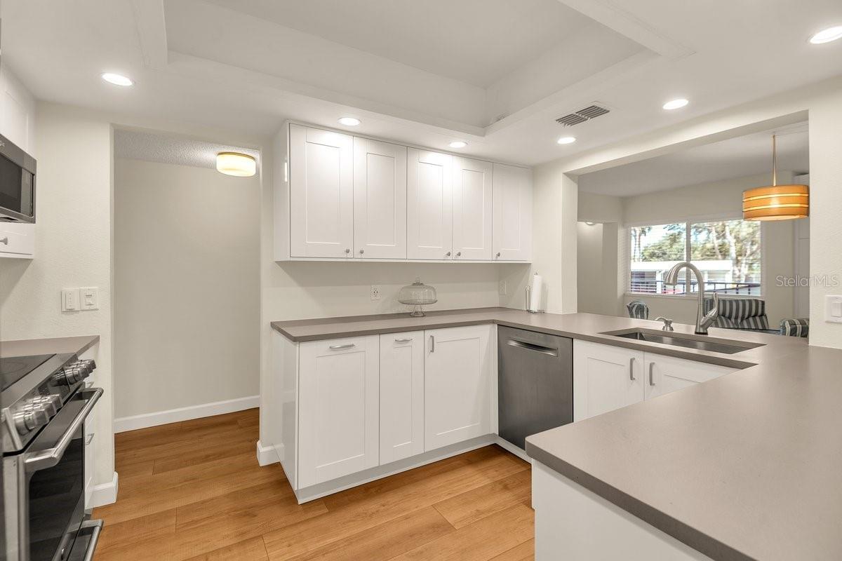 2753 Orchid Oaks Dr #104, Sarasota, FL 34239 — photo 9 of 33