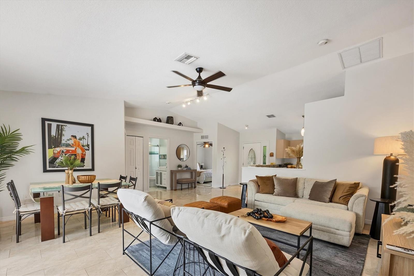 2445 Apache St, Sarasota, FL 34231 — photo 14 of 33