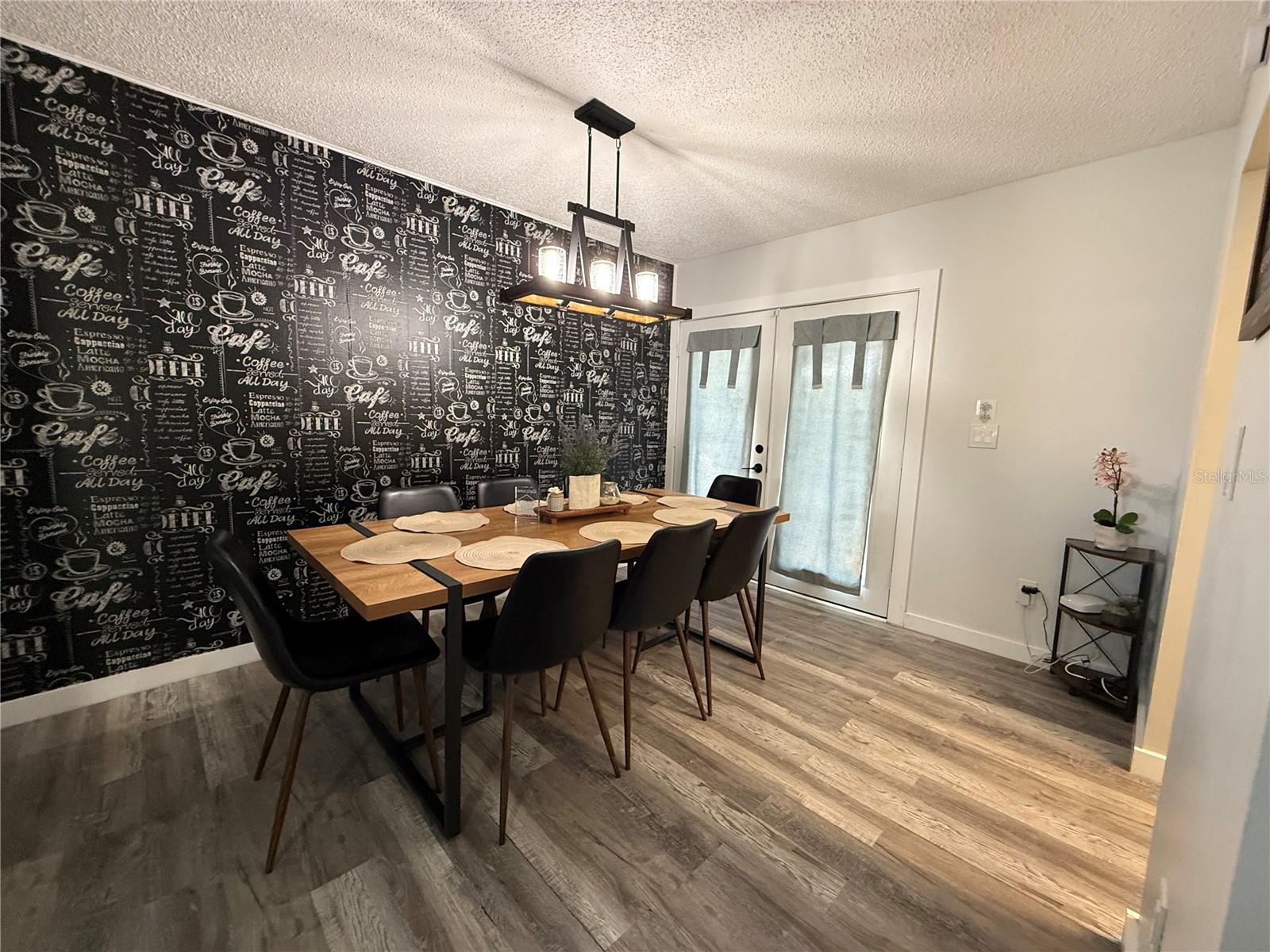 3988 San Luis Dr, Sarasota, FL 34235 — photo 20 of 36