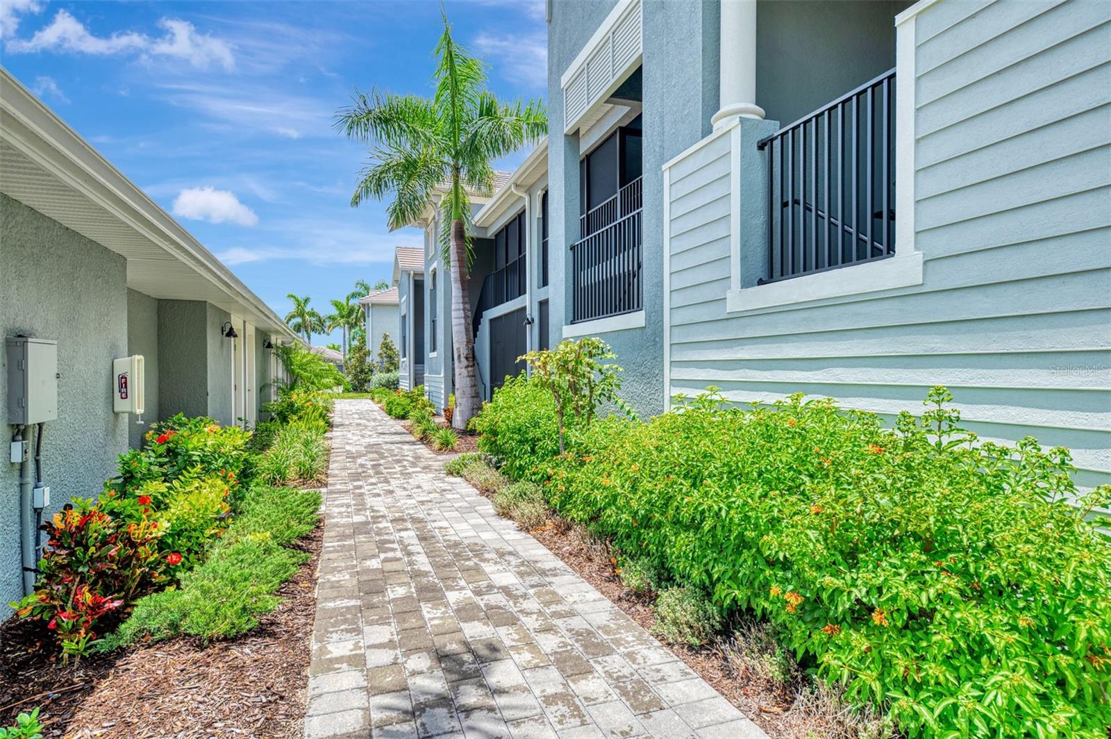 12520 Galapagos Ct #102, Venice, FL 34293 — photo 7 of 60