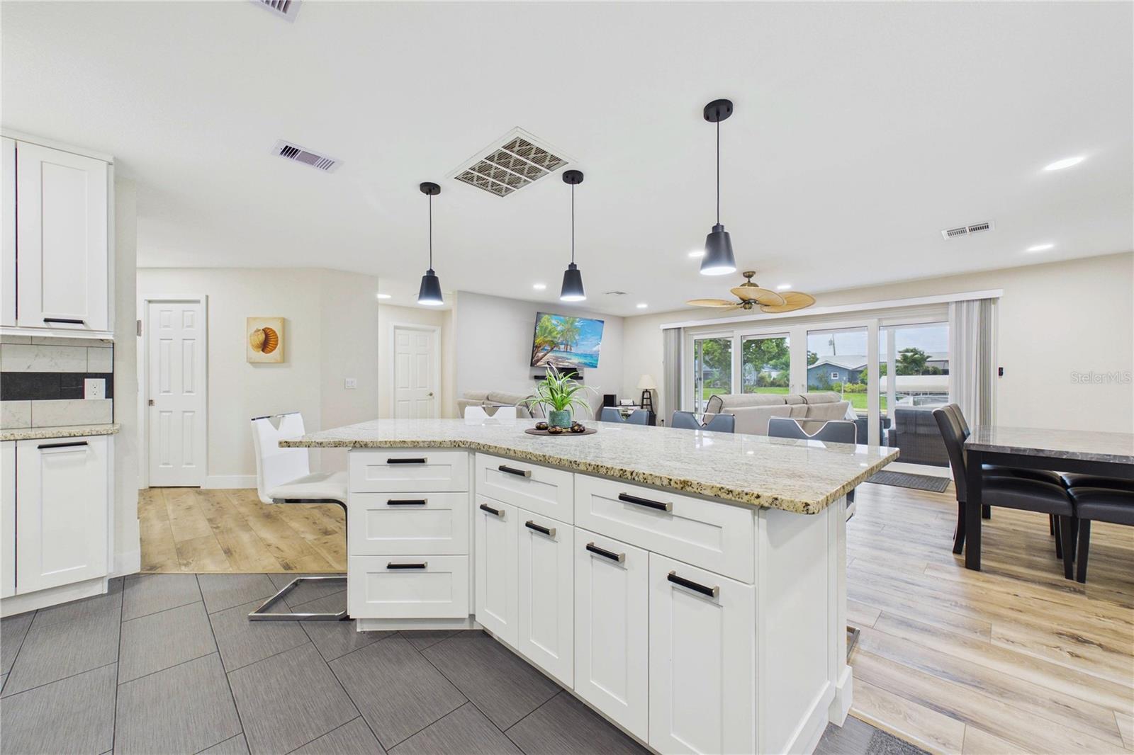 132 Concord Dr NE, Port Charlotte, FL 33952 — photo 12 of 52