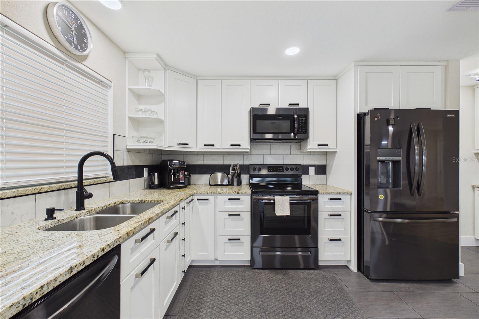132 Concord Dr NE, Port Charlotte, FL 33952 — photo 9 of 52