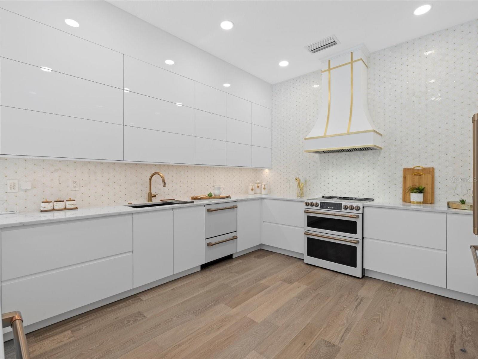Modern Kitchen