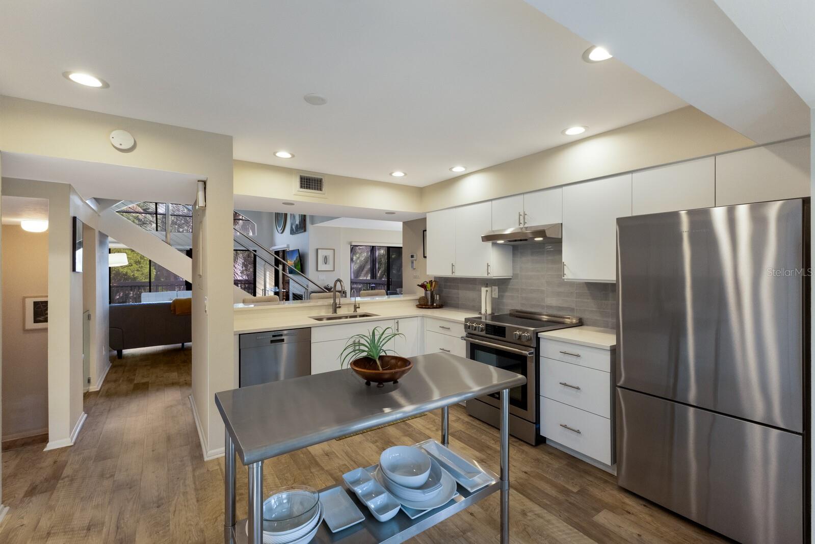 1479 Landings Cir #41, Sarasota, FL 34231 — photo 19 of 77