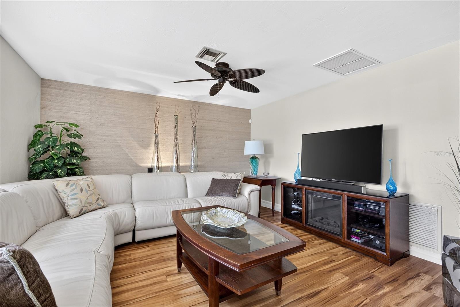 359 Bal Harbor Blvd, Punta Gorda, FL 33950 — photo 9 of 67