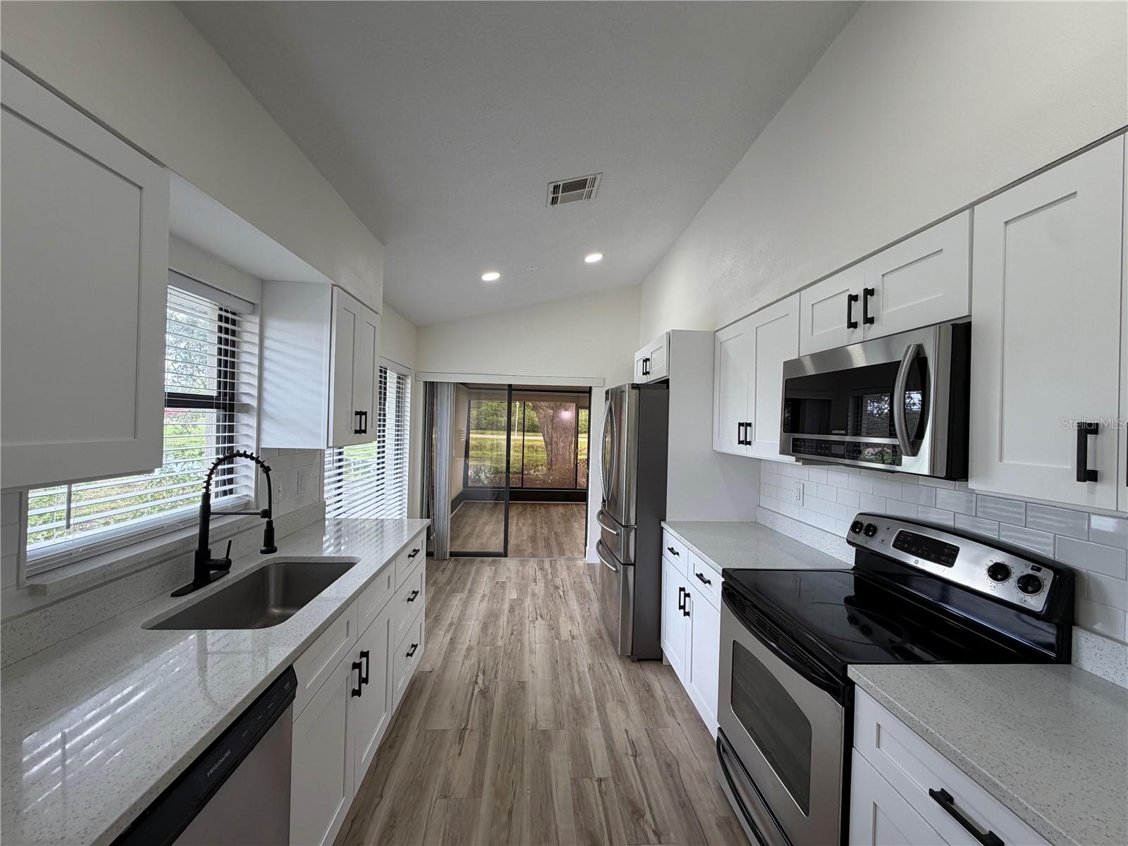 339 Pembroke Ln S #228, Venice, FL 34293 — photo 4 of 45