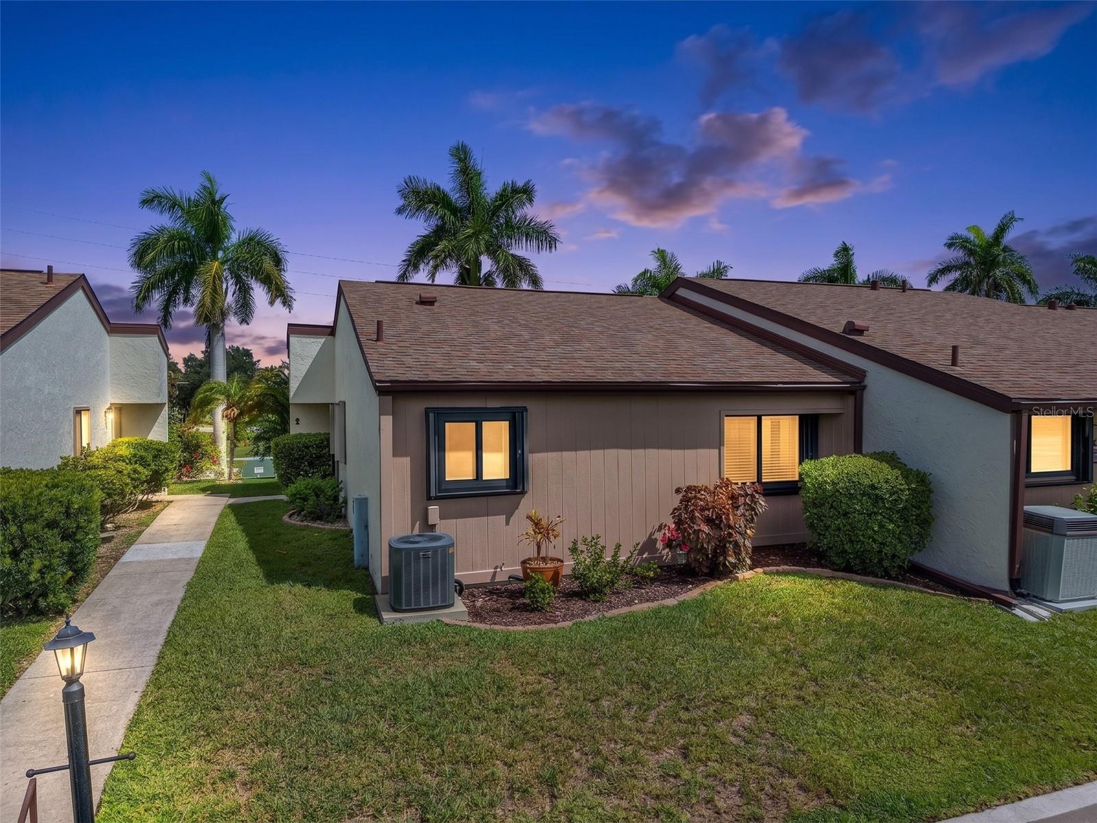 1001 W Marion Ave #5