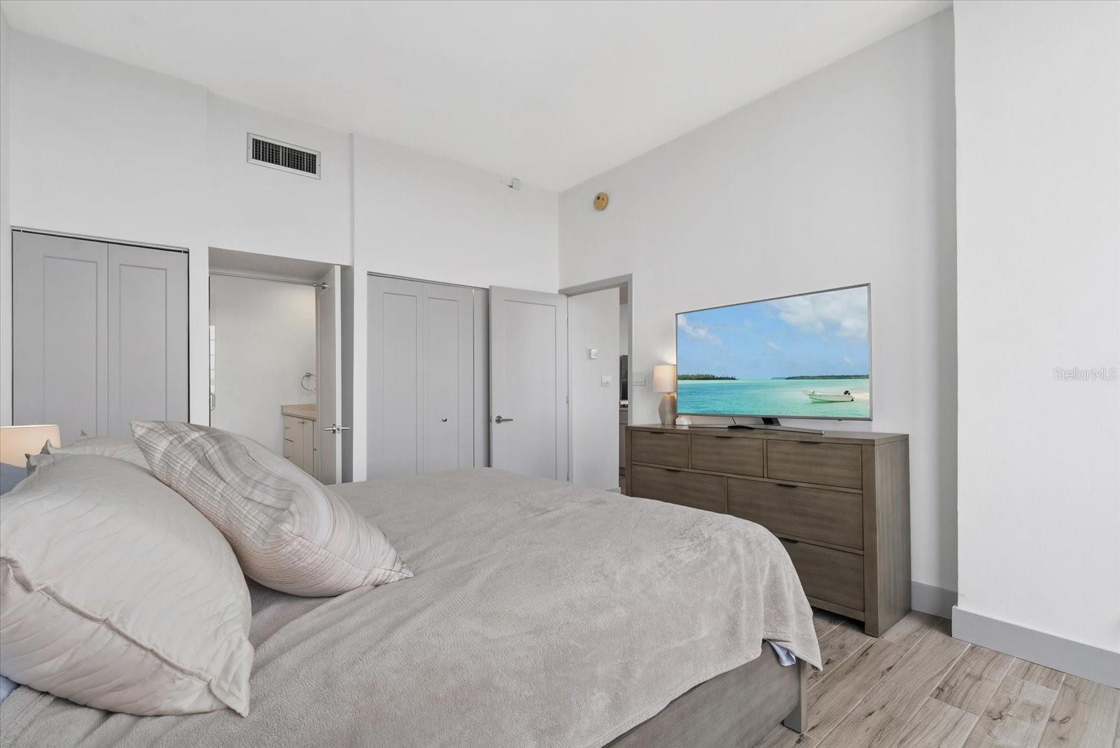 5400 Ocean Blvd #17-04, Sarasota, FL 34242 — photo 29 of 52